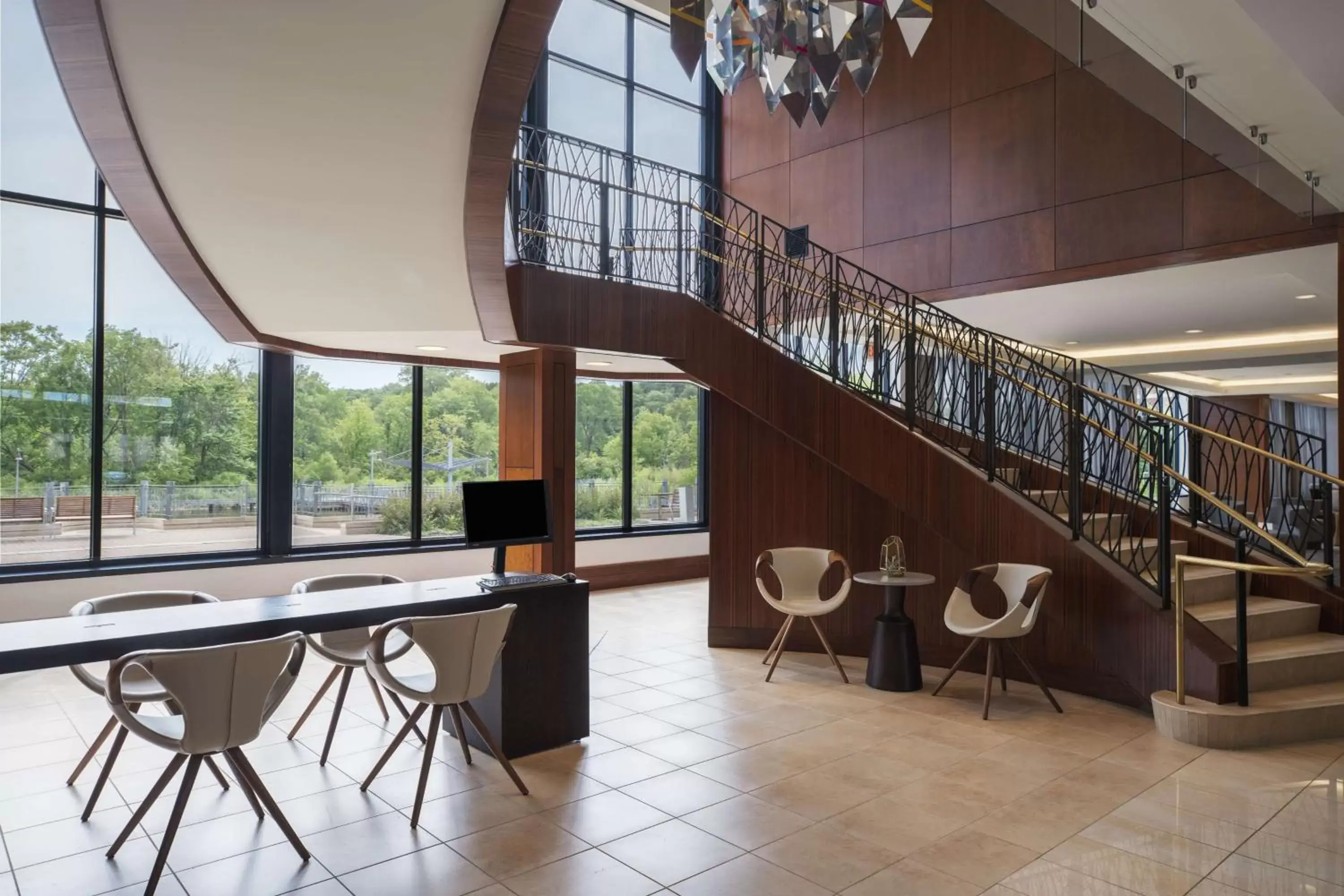 Lobby or reception, Restaurant/Places to Eat in Hyatt Regency Coralville