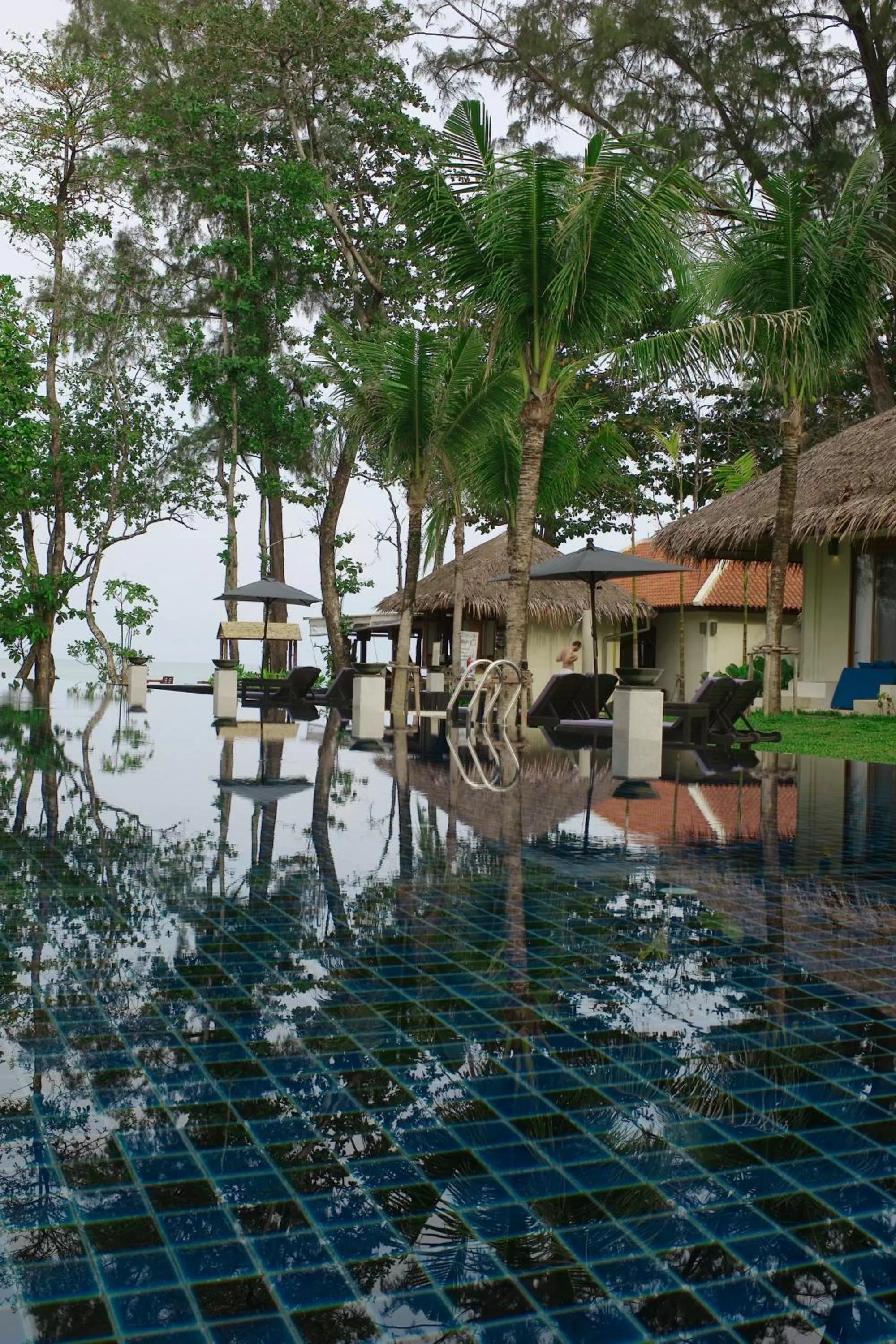 Swimming pool in Bangsak Village - Adults Only - SHA Extra Plus