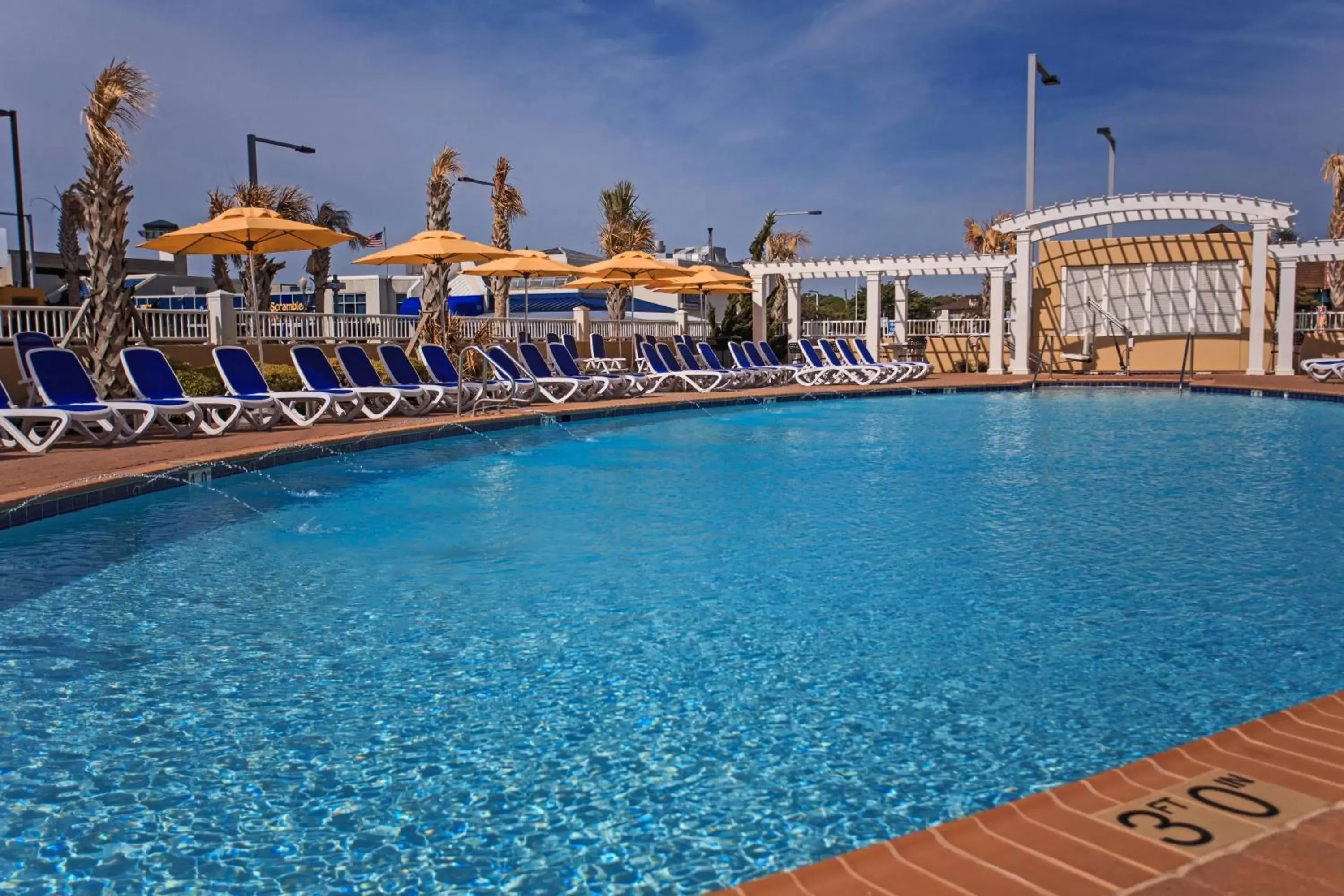 Swimming Pool in SpringHill Suites by Marriott Virginia Beach Oceanfront