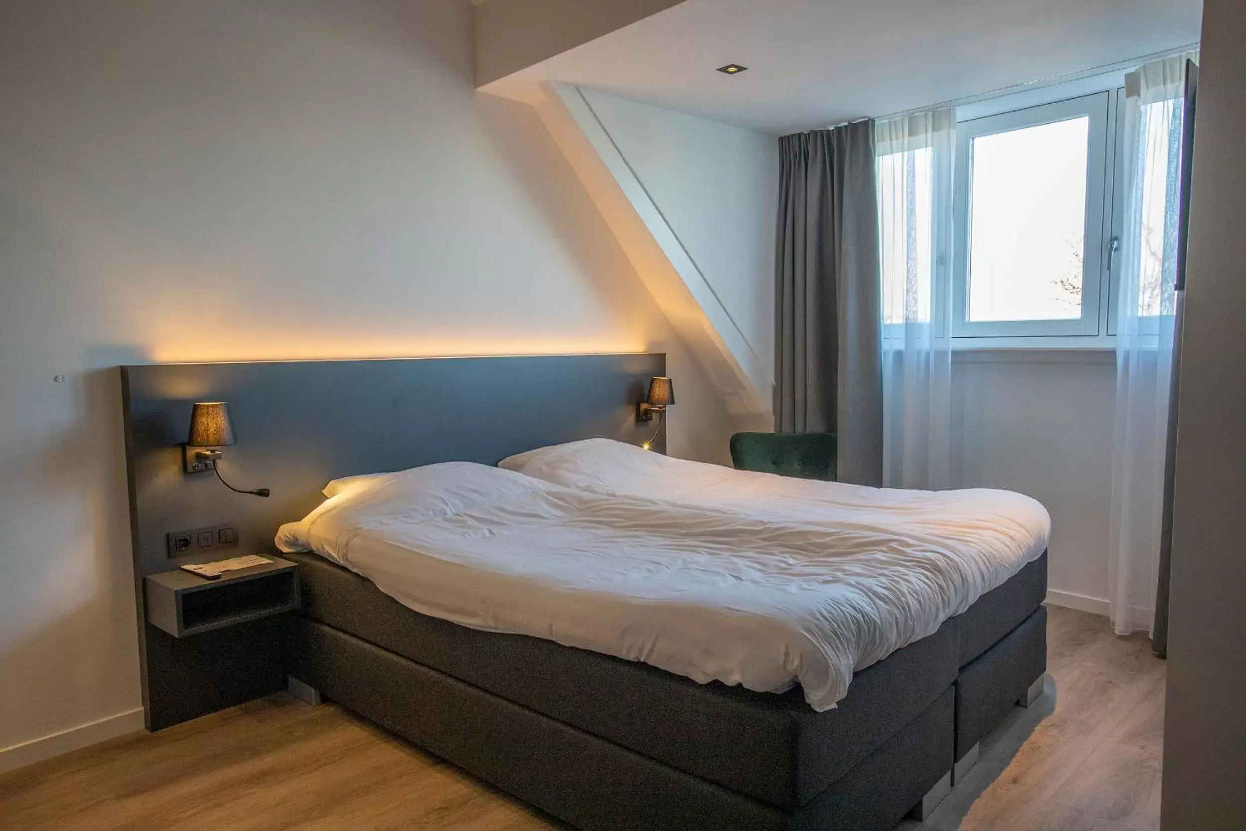 King Room in Hotel Tholen King Room in Hotel Tholen