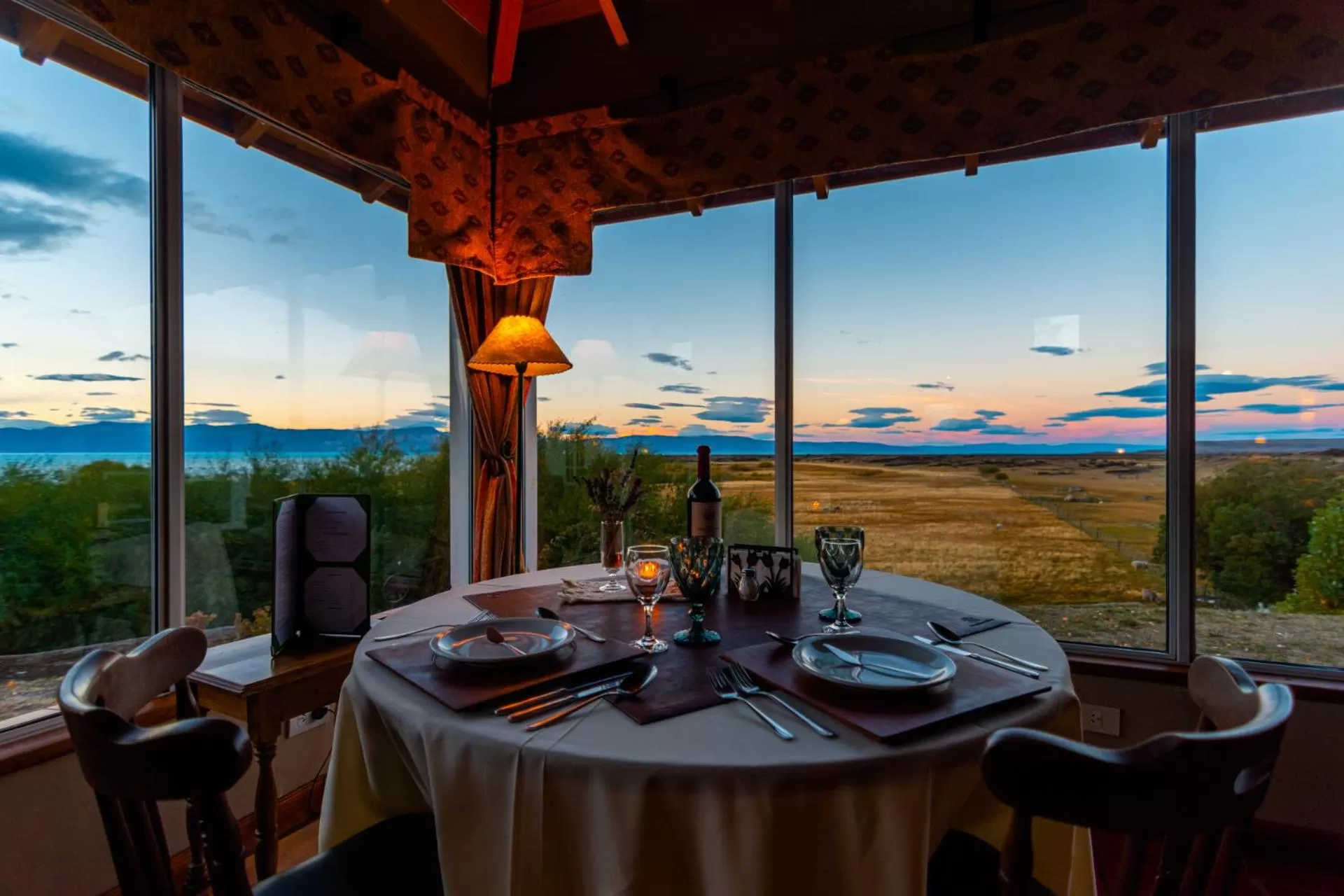 Restaurant/Places to Eat in Hostería El Galpón Del Glaciar