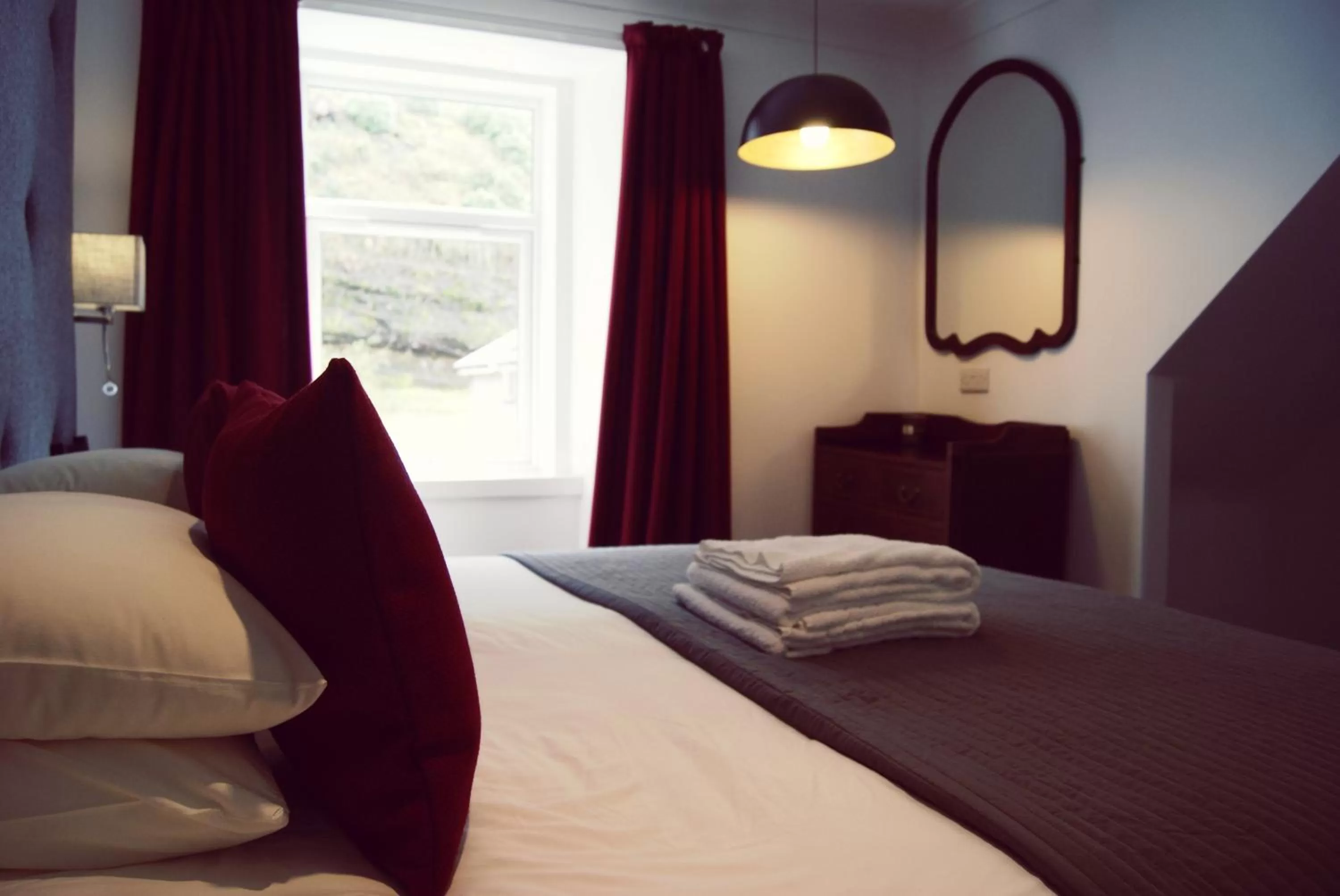 Bedroom, Bed in Boat House Super Suites