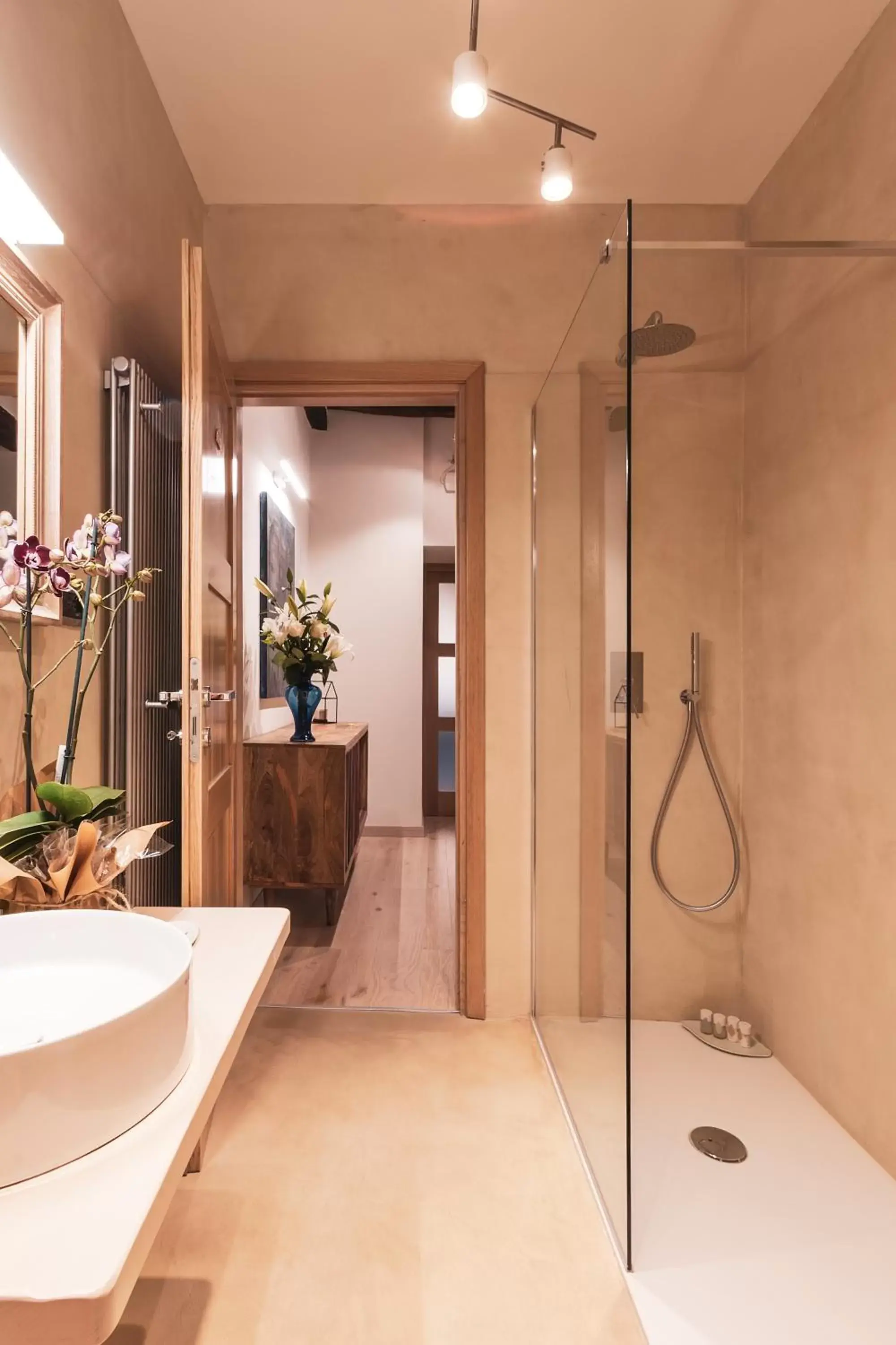 Shower, Bathroom in Drogheria e Locanda Franci