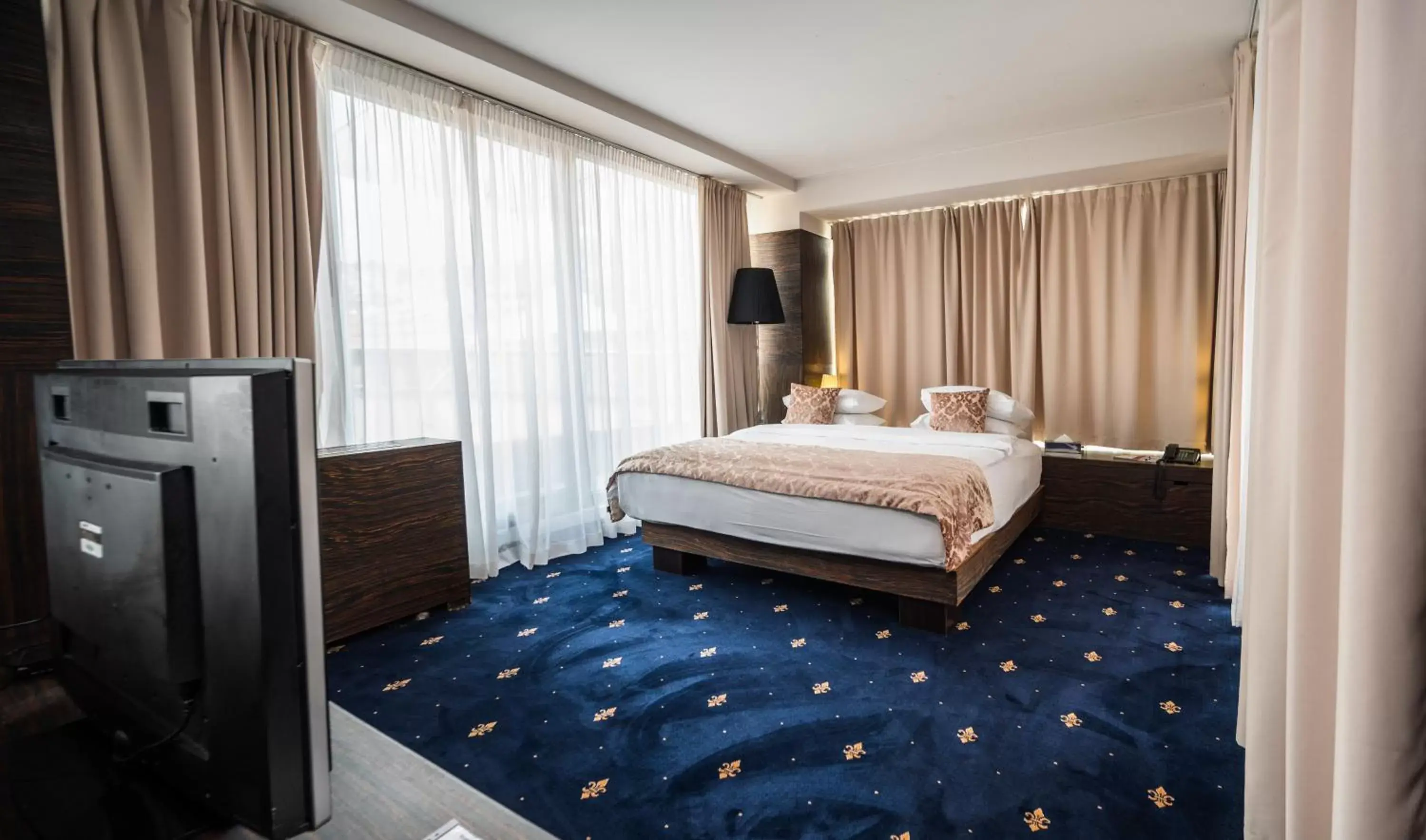 Suite in Hotel Europe Suite in Hotel Europe