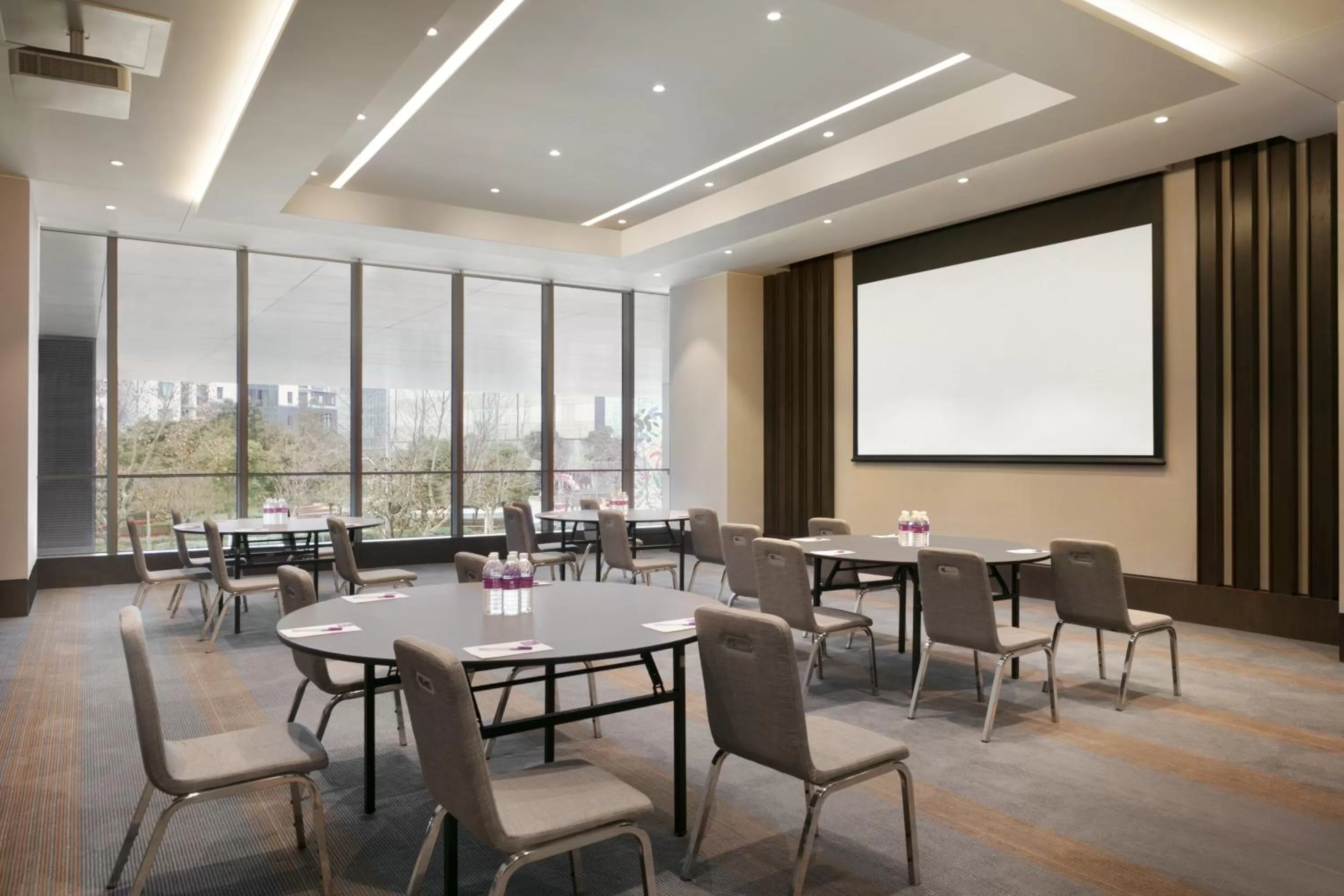 Meeting/conference room in Hyatt Place Shanghai Tianshan Plaza