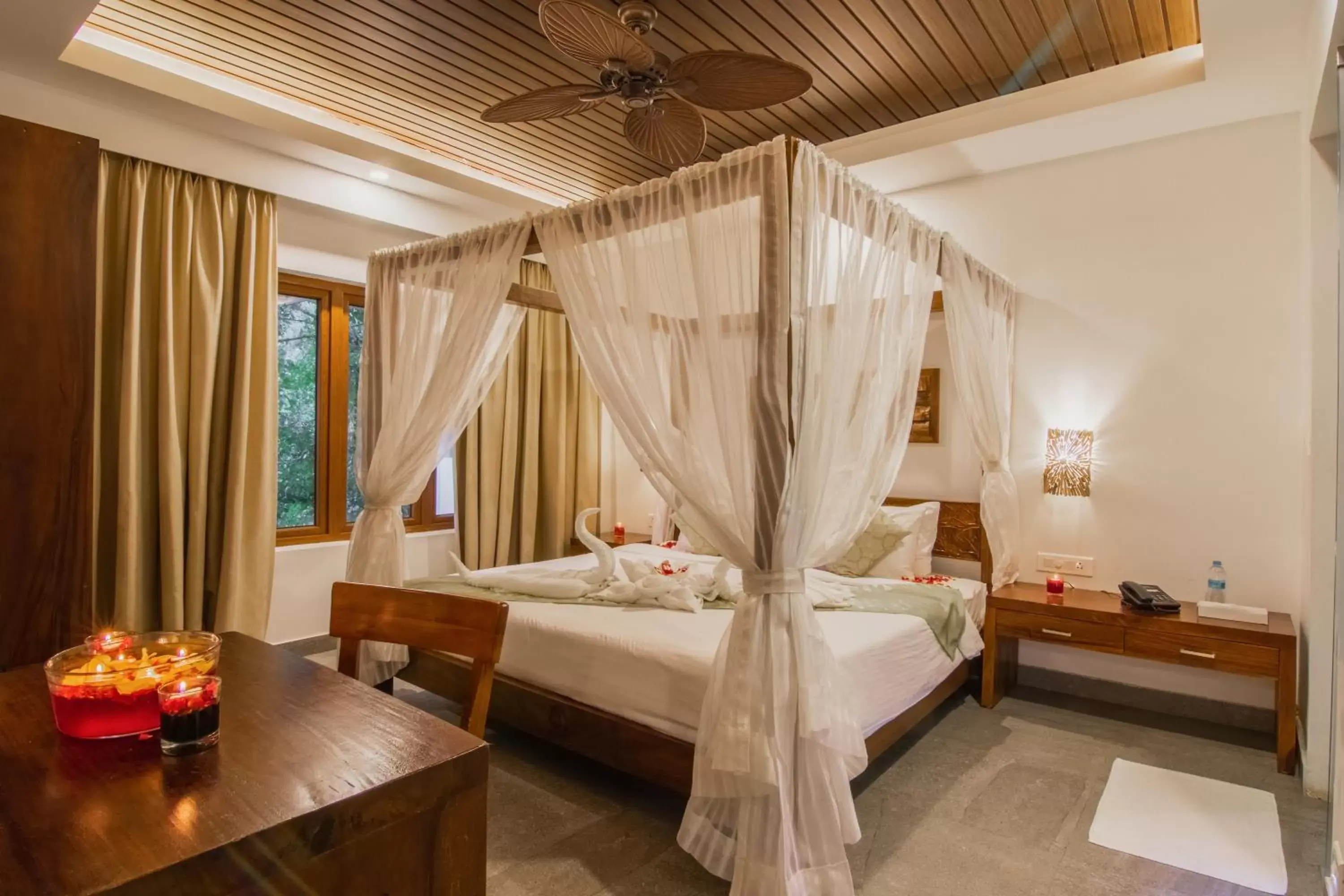 Bed in Elixir Hills Suites Resort and Spa
