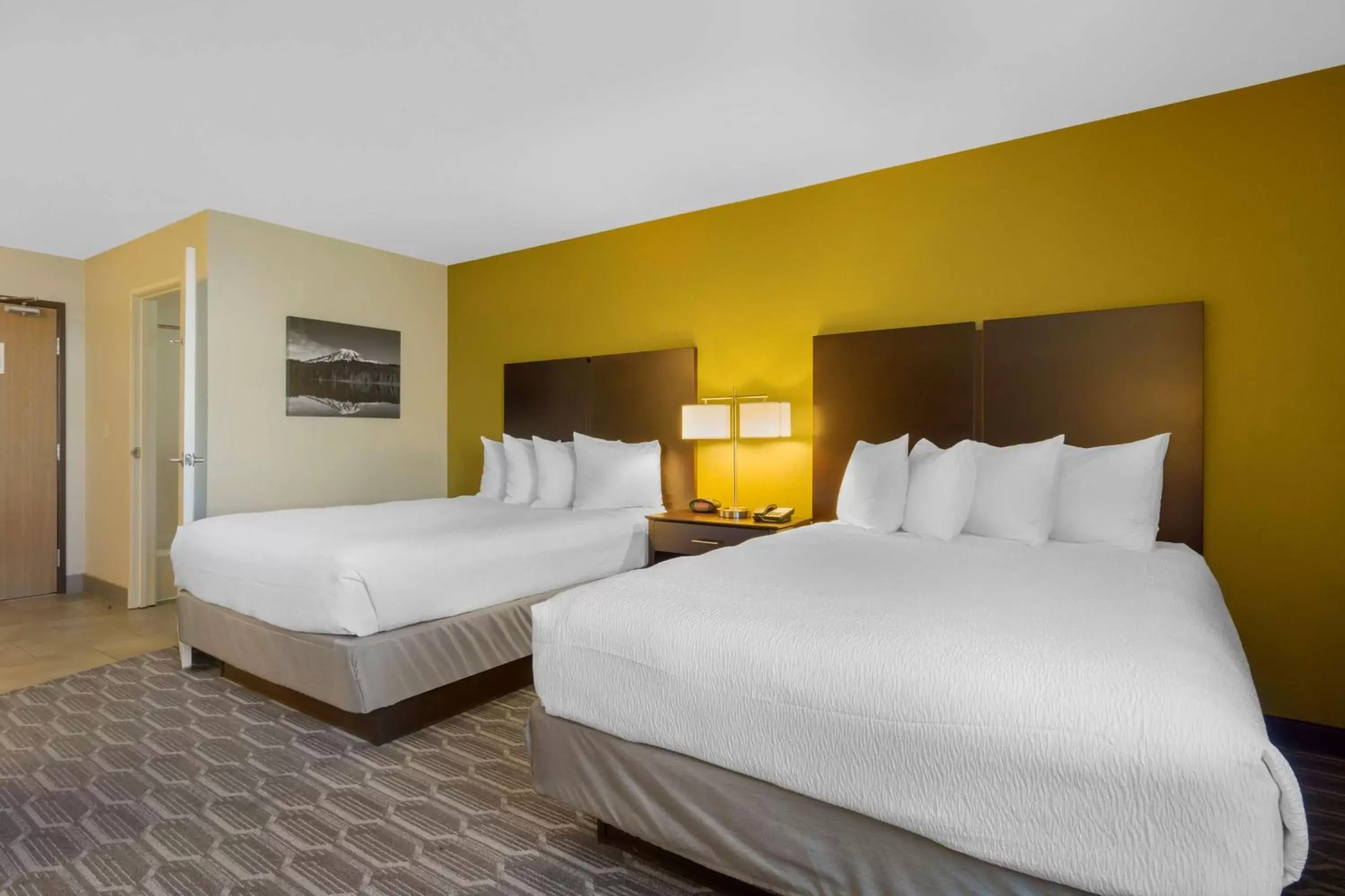 Bedroom, Bed in Best Western Plus Wenatchee Downtown Hotel