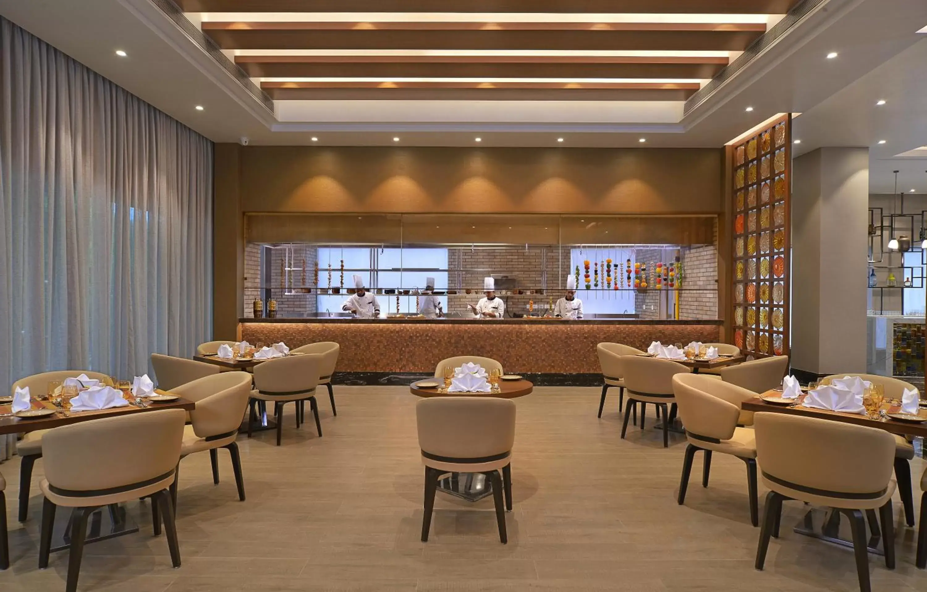 Restaurant/places to eat in Radisson Mumbai Andheri MIDC Restaurant/places to eat in Radisson Mumbai Andheri MIDC