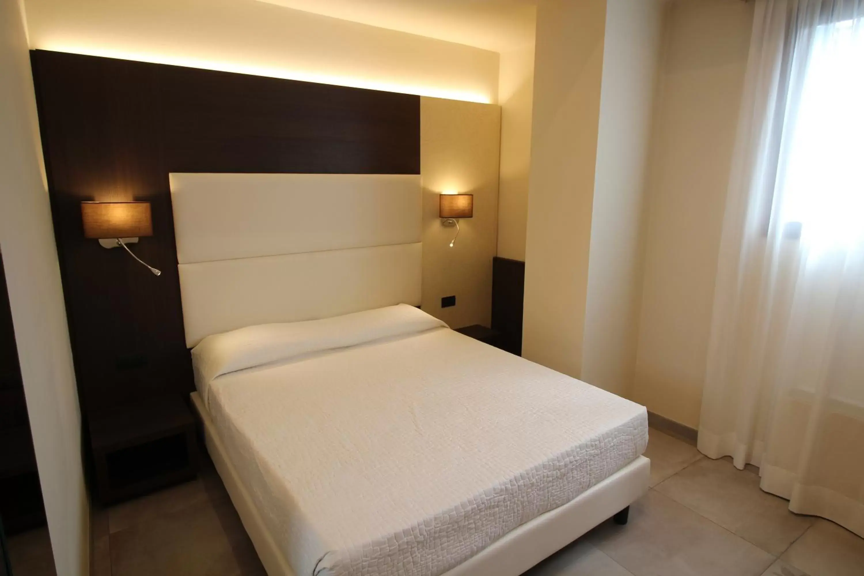 Bedroom, Bed in Del Prado