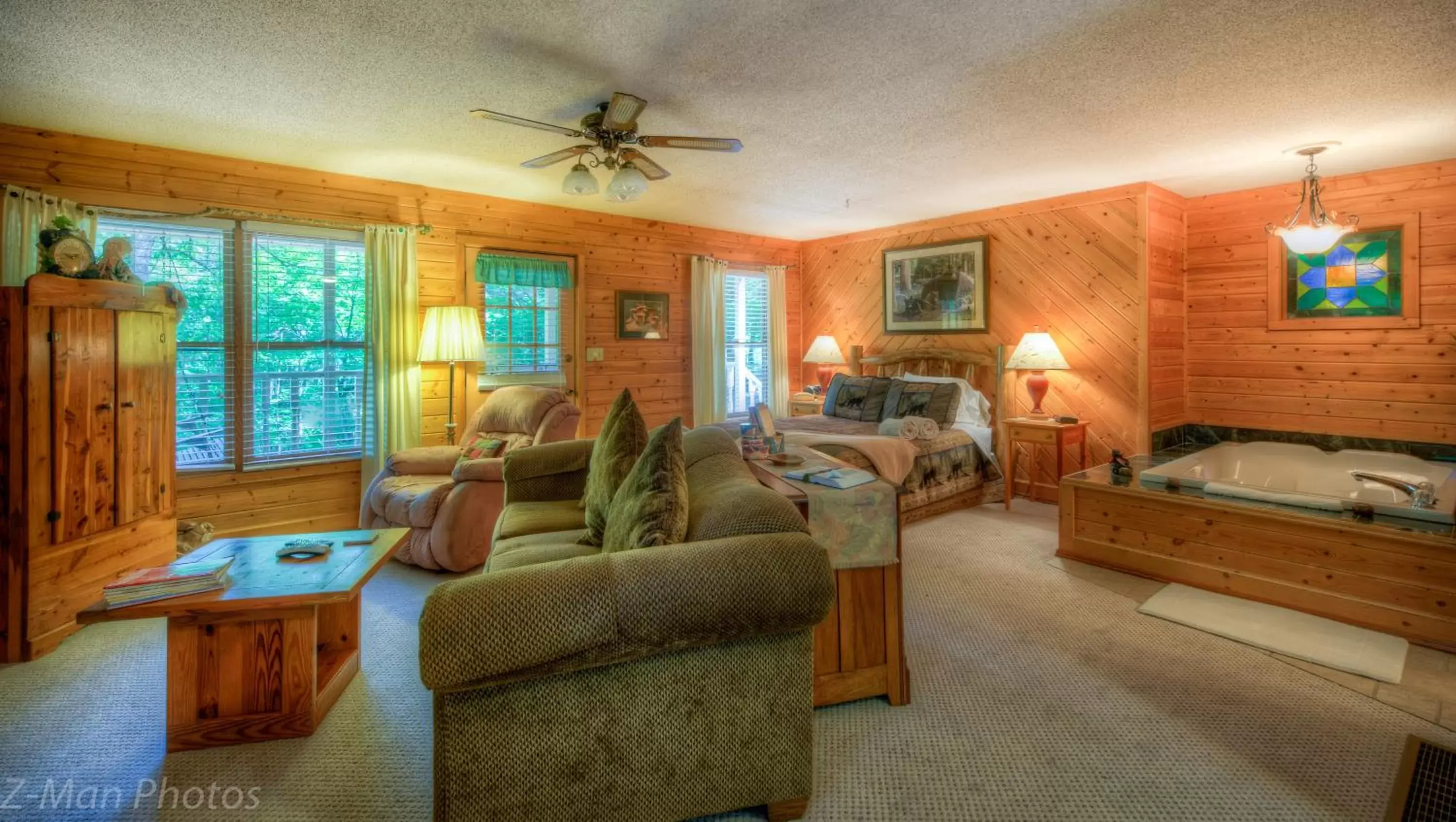 Photo of the whole room, Seating Area in Blue Mountain Mist Country Inn