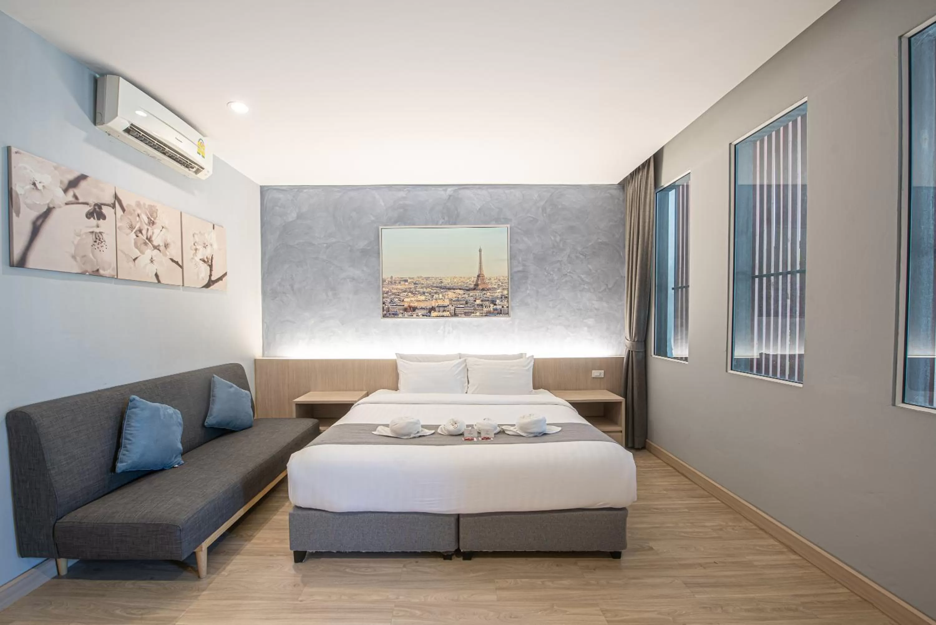 Bed in Tarnsiri Boutique Resort