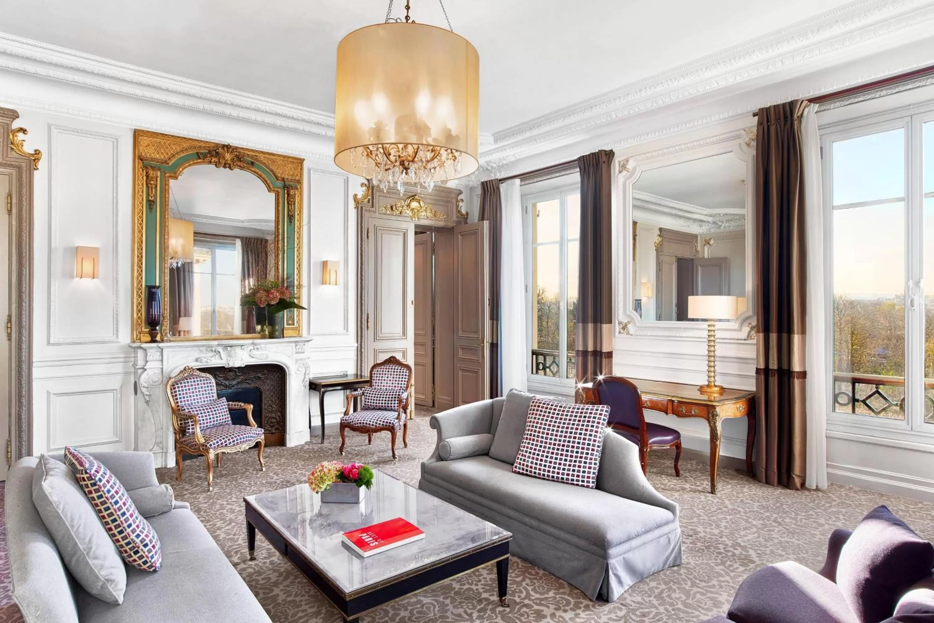Living room in The Westin Paris - Vendôme