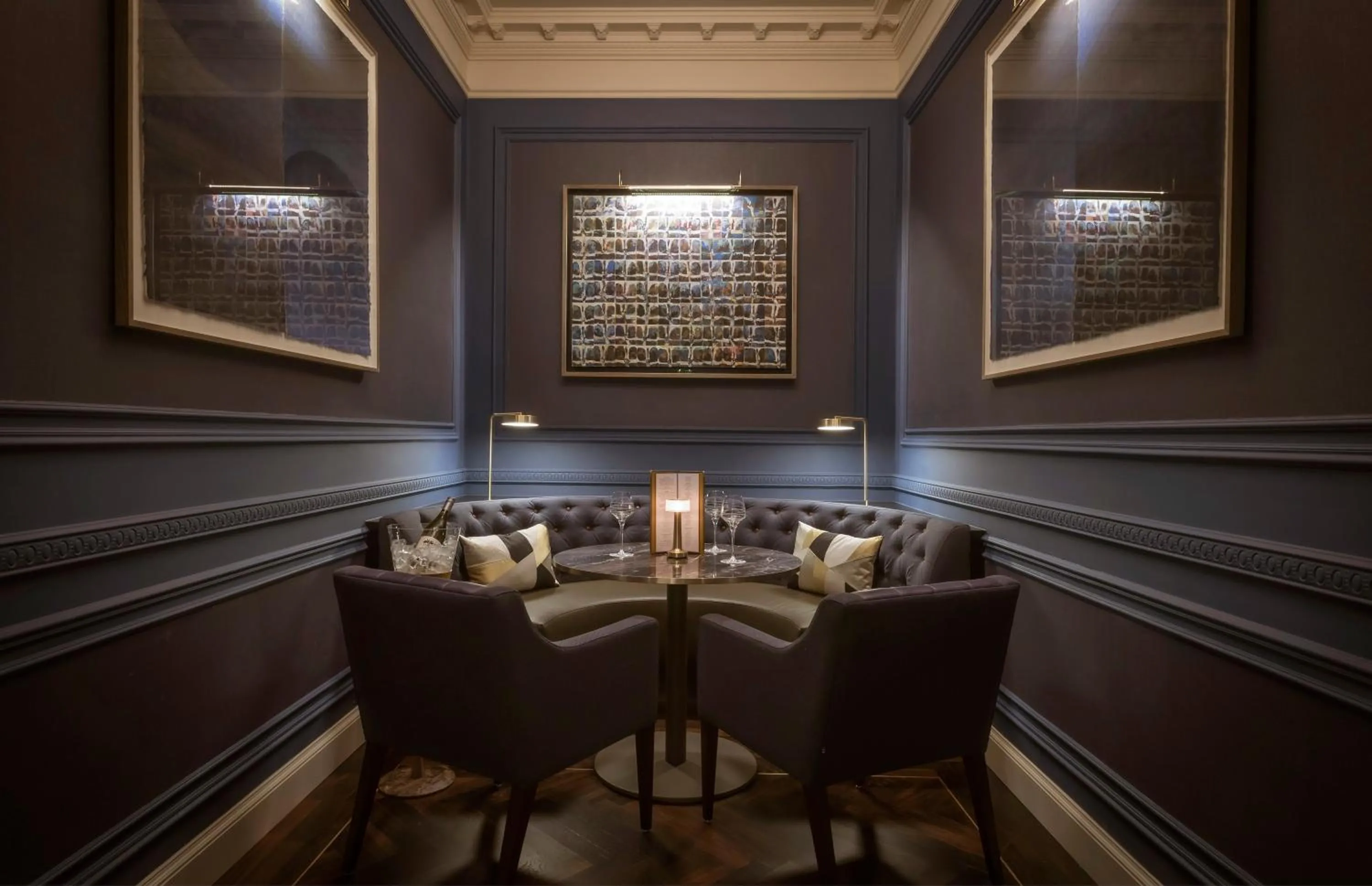 Seating area in Belvedere Hotel, Dublin City Centre