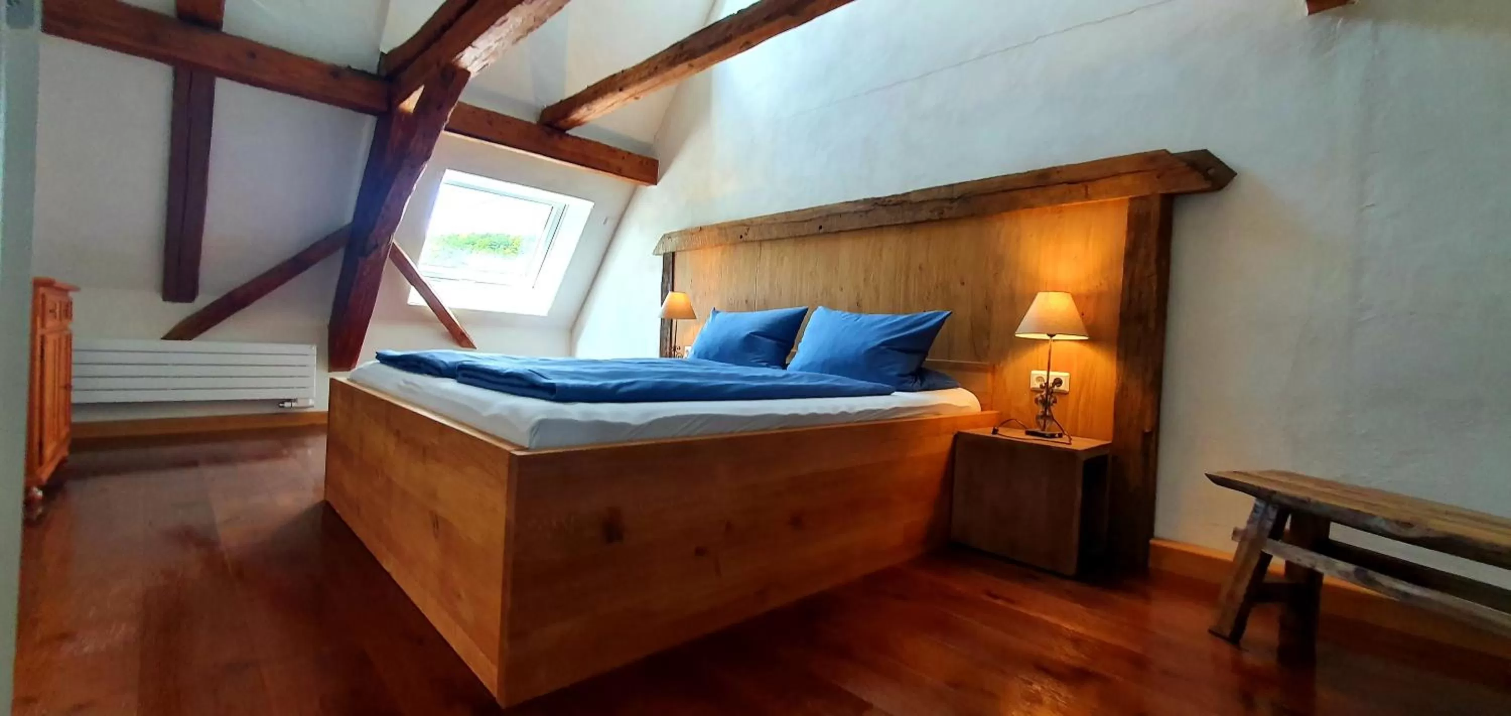 Bed in Gästehaus Craintaler Mühle B&B