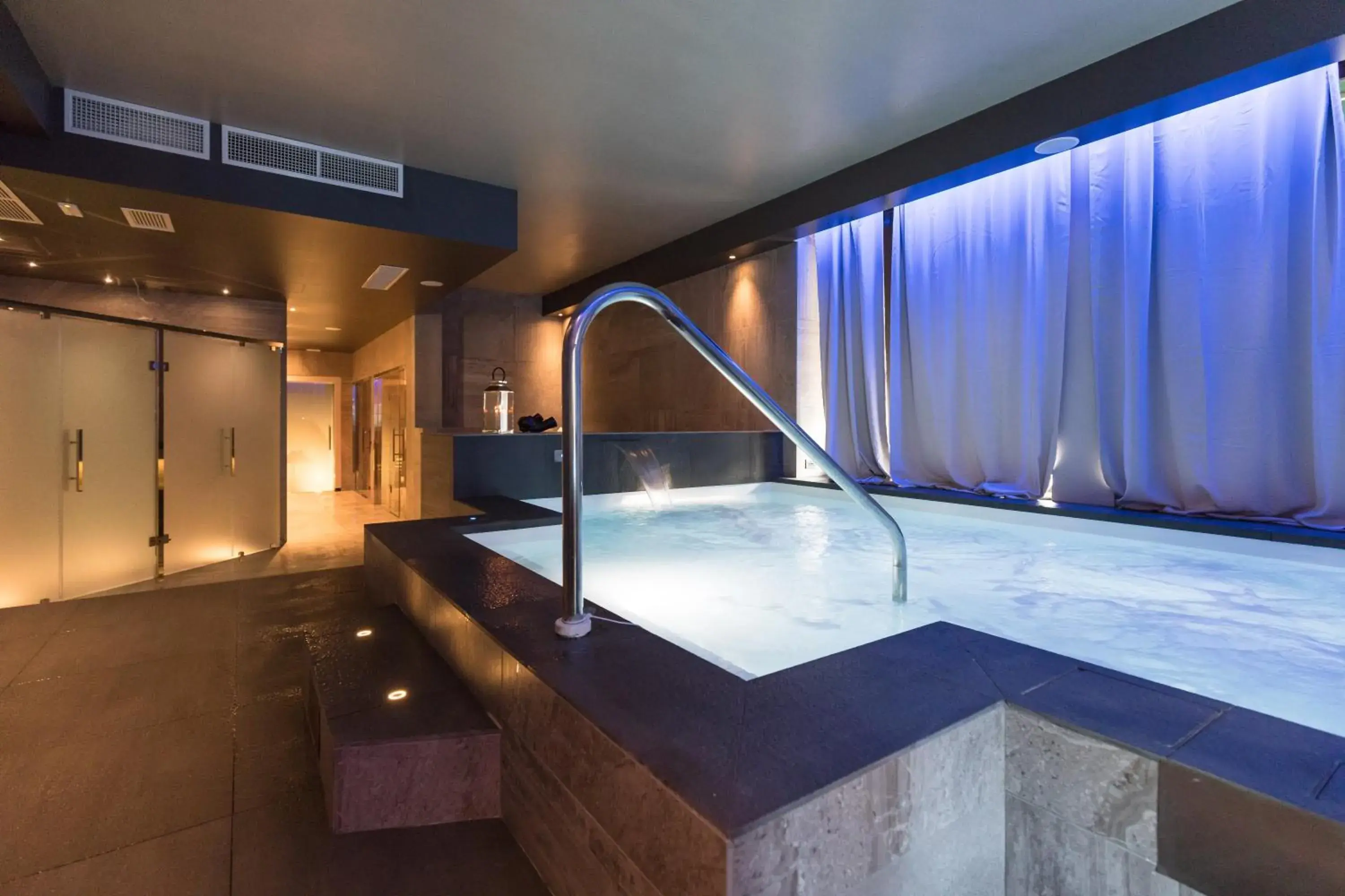 Spa and wellness centre/facilities, Bed in Hotel Logonovo