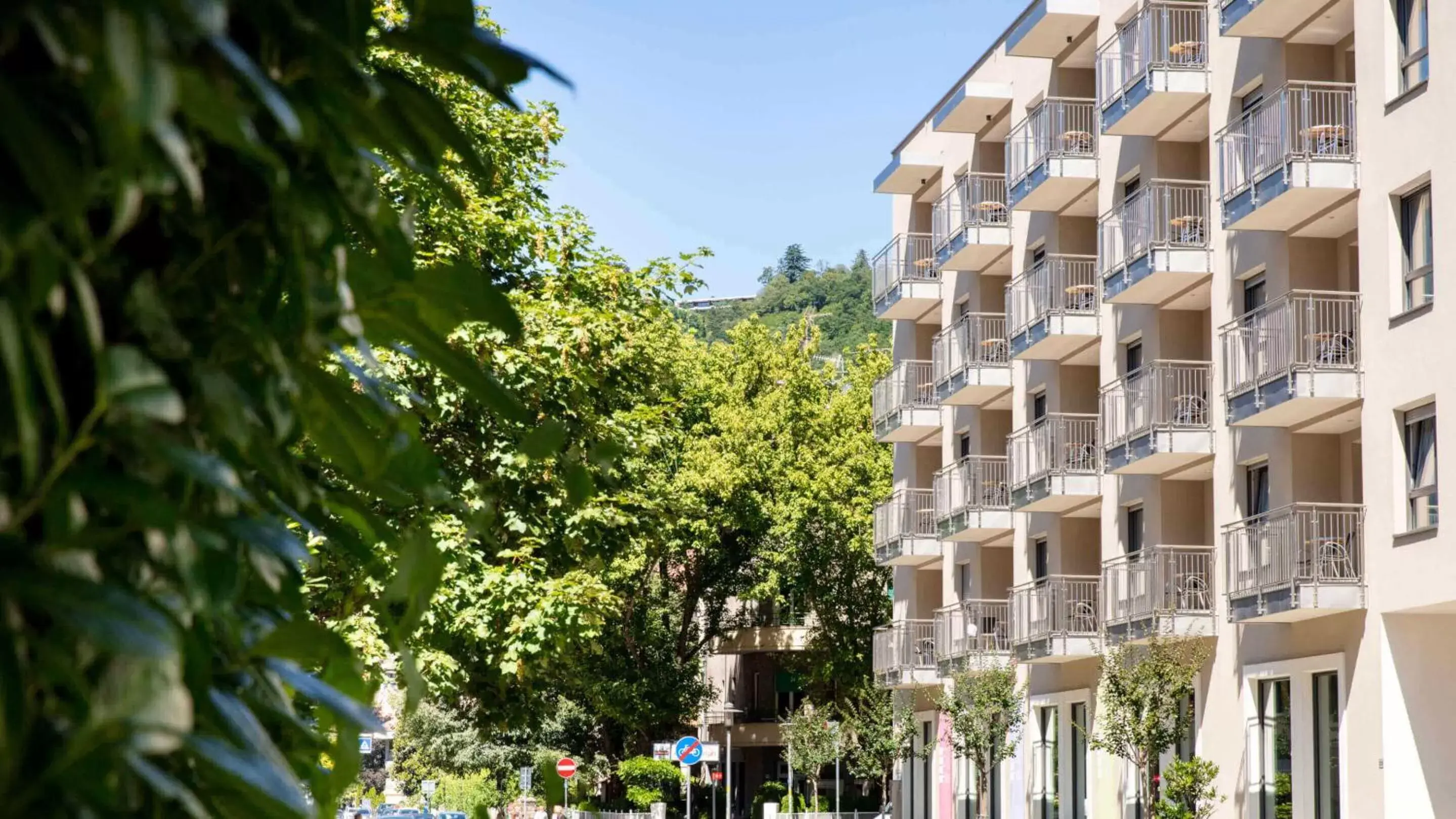 Facade/entrance, Property Building in City Hotel Merano