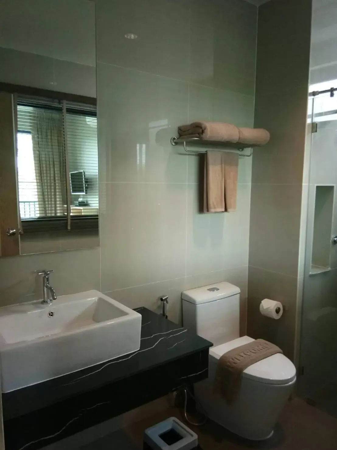Toilet, Bathroom in Riverawan Hotel