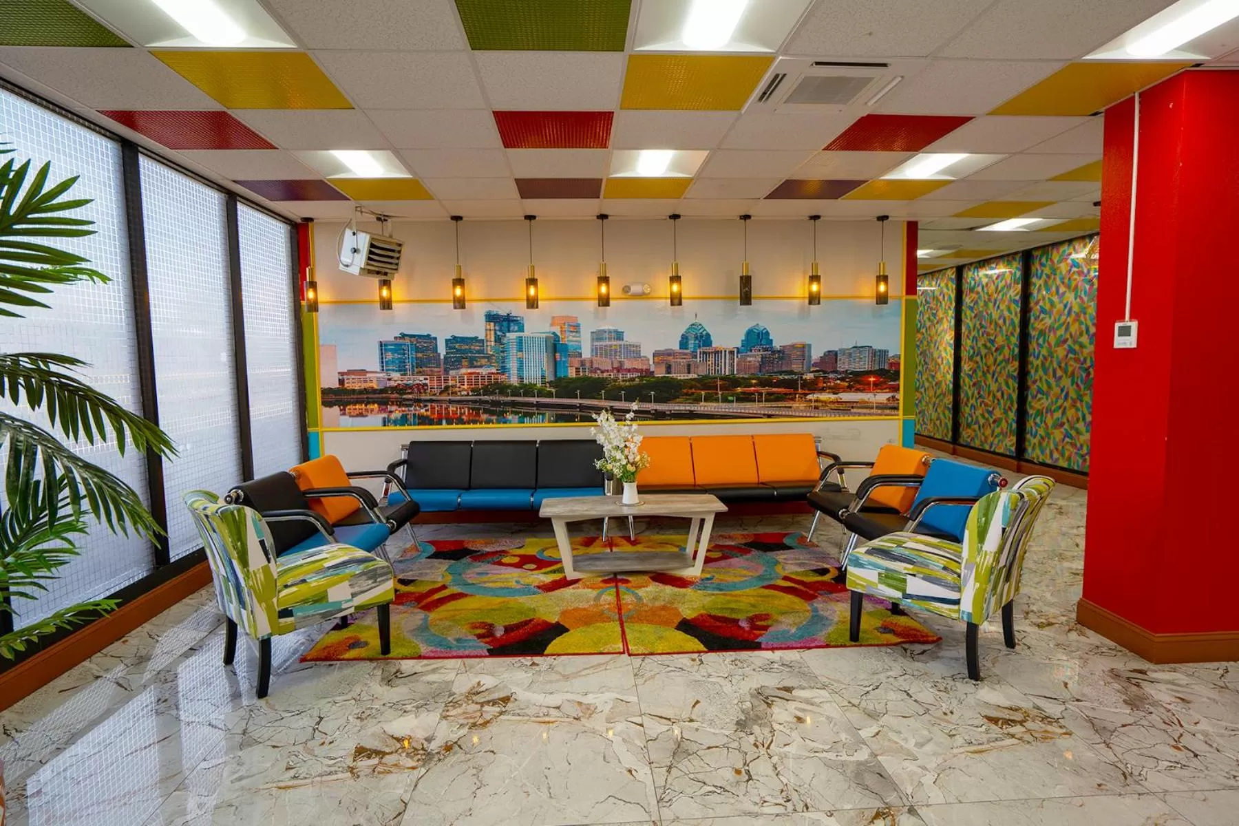 Seating area in Philly Inn & Suites