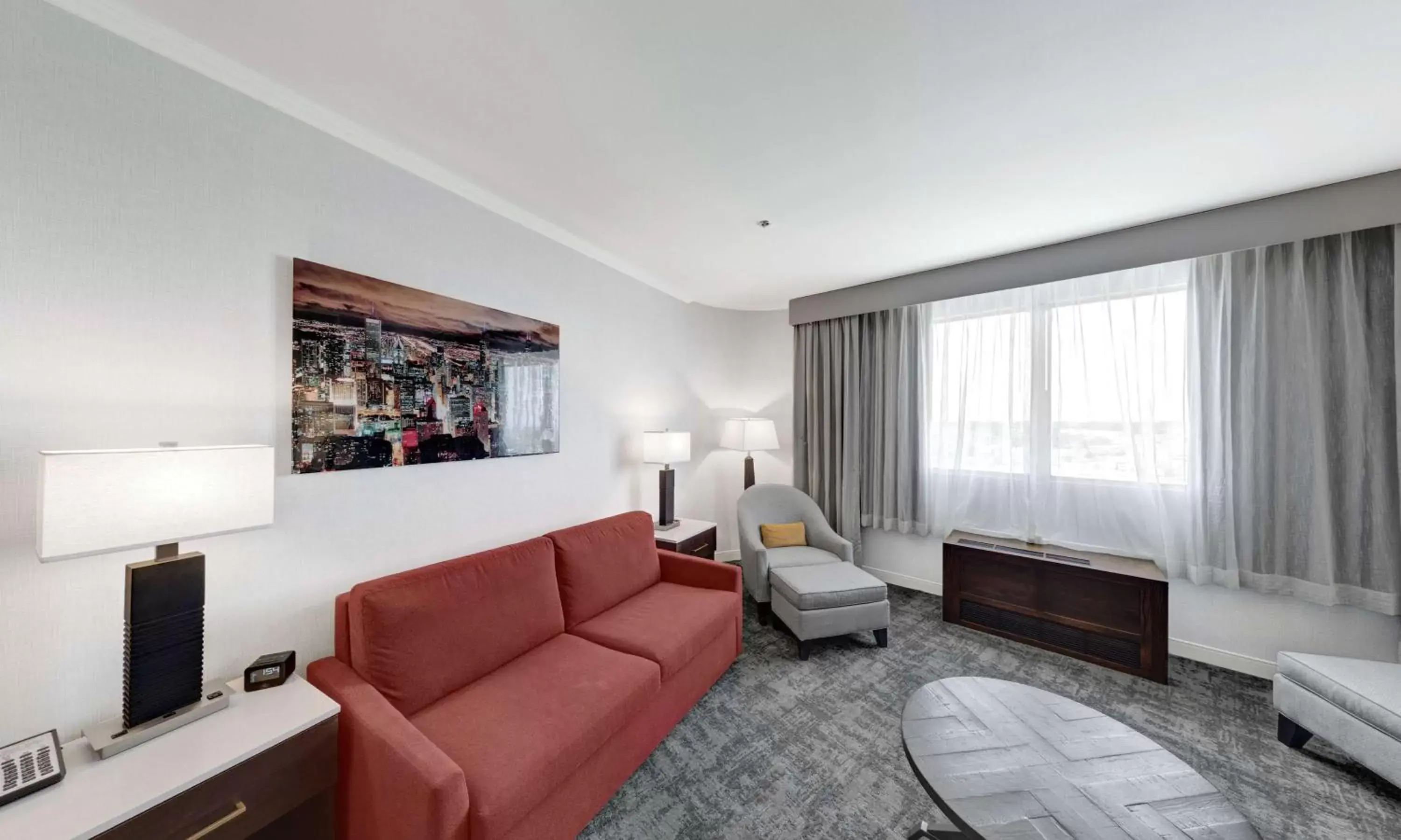 Living room, Seating Area in Hilton Chicago/Oak Lawn