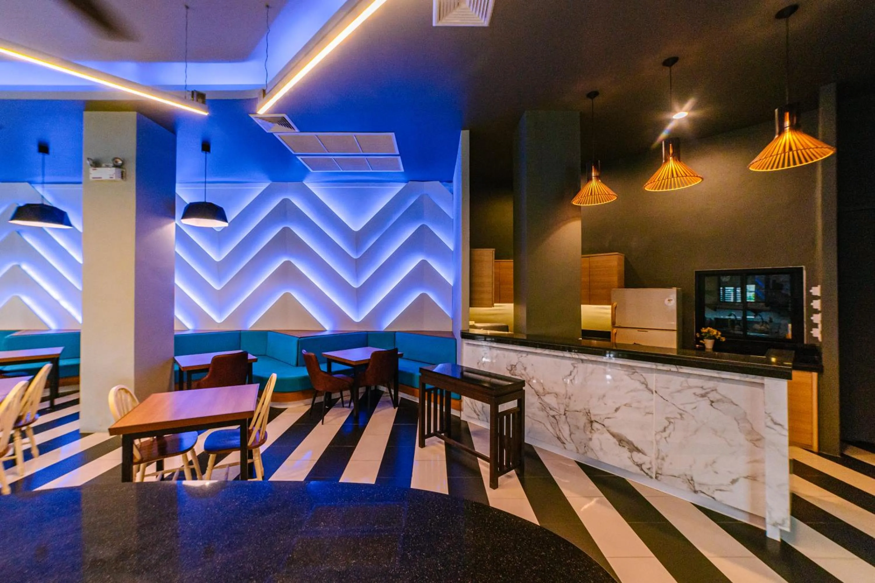 Restaurant/places to eat in Ratana Hotel Sakdidet, PHUKET TOWN