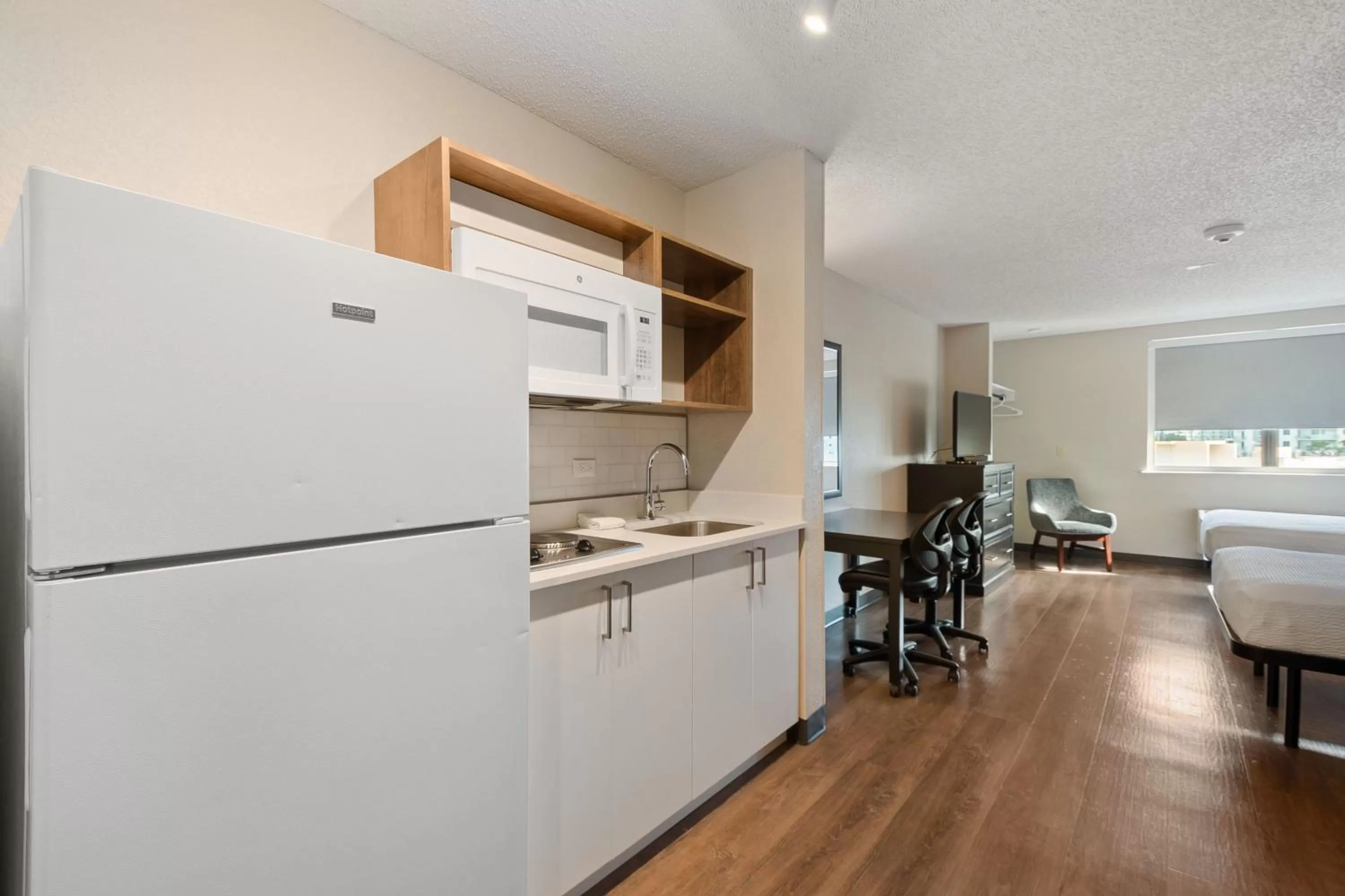 Kitchen or kitchenette in Extended Stay America Premier Suites - Miami - Downtown Brickell - Cruise Port