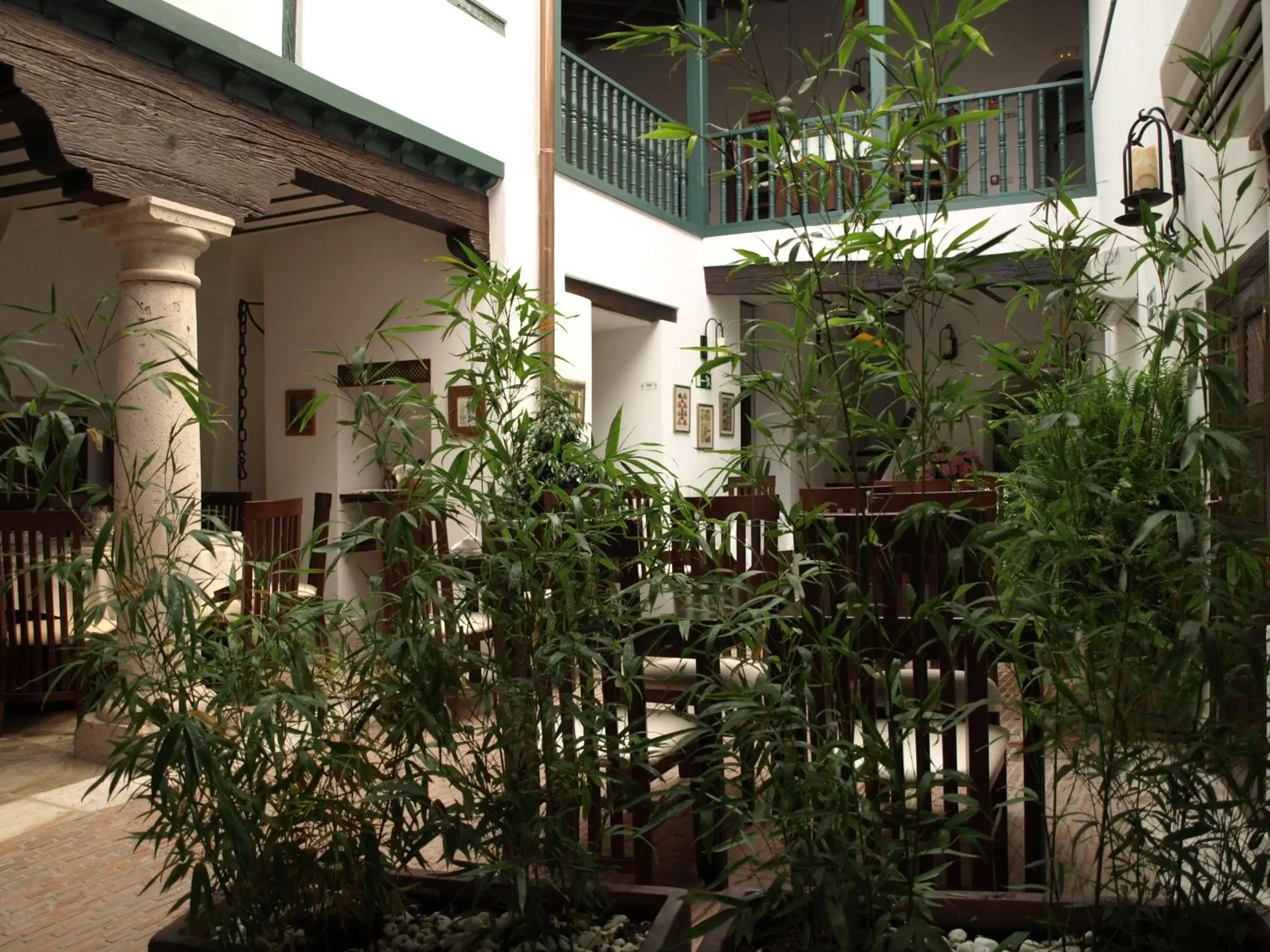 Patio, Property Building in Hotel Spa La Casa Del Convento