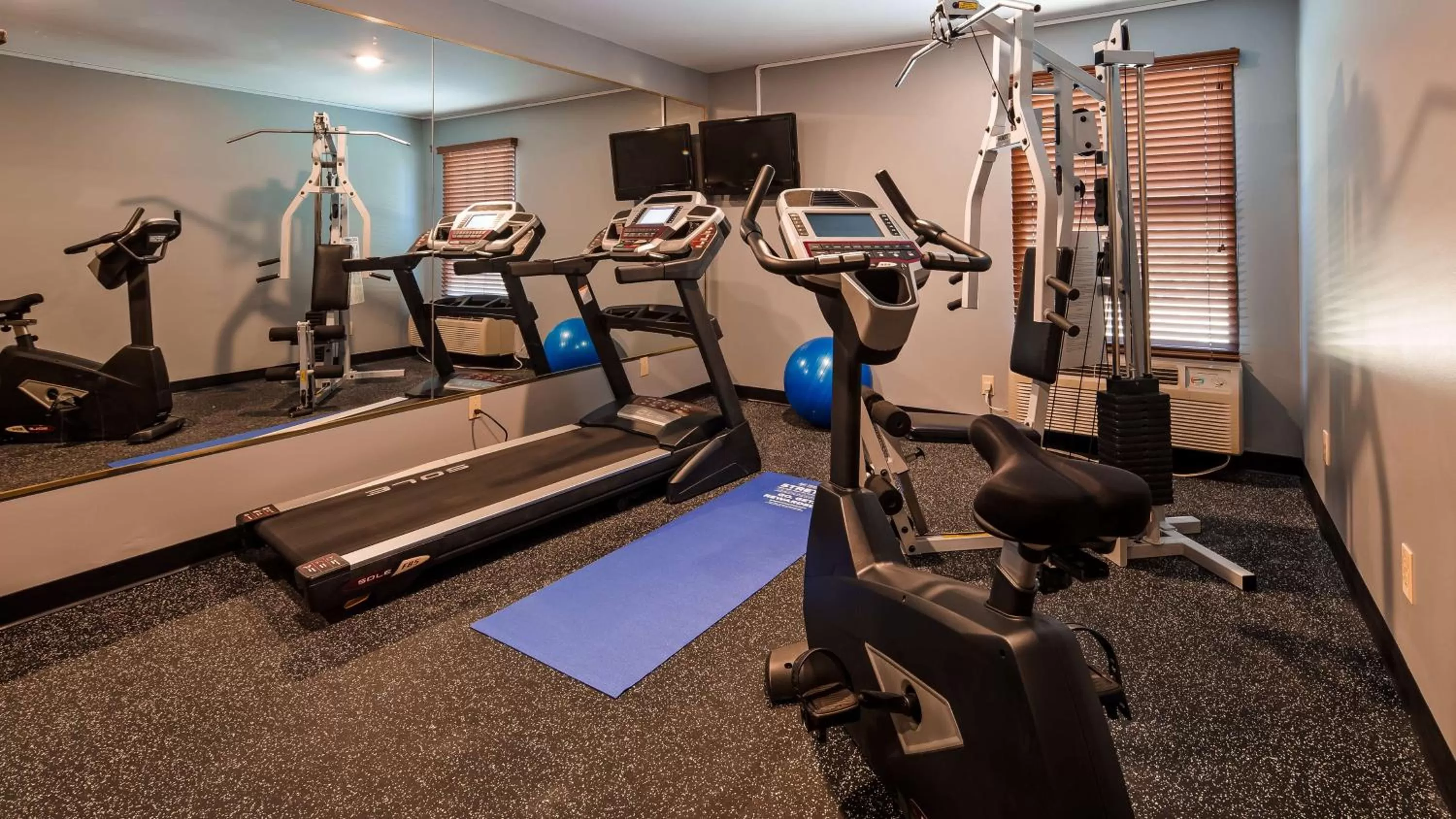 Fitness centre/facilities in Best Western Butner Creedmoor Inn