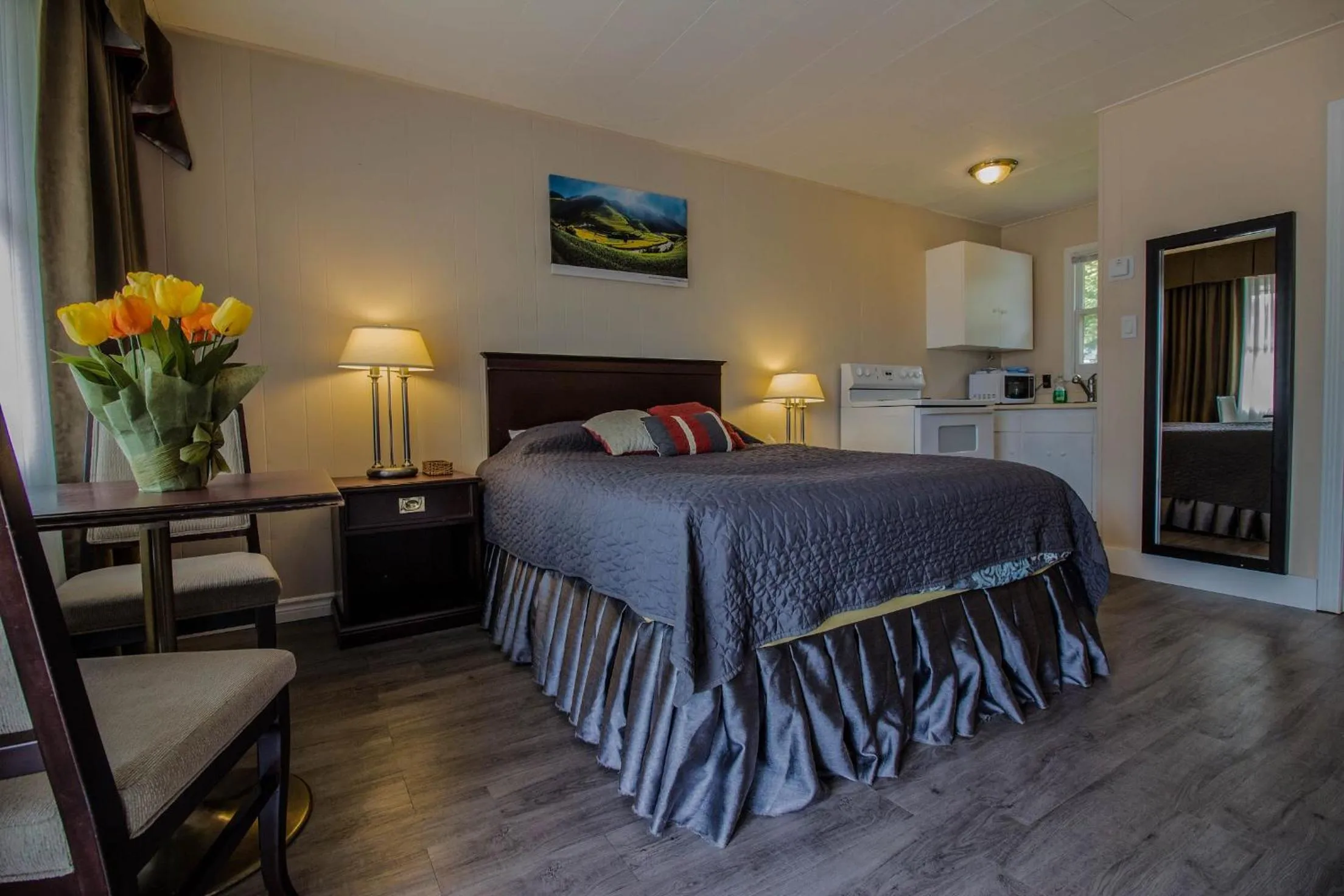 The White Horse Motel