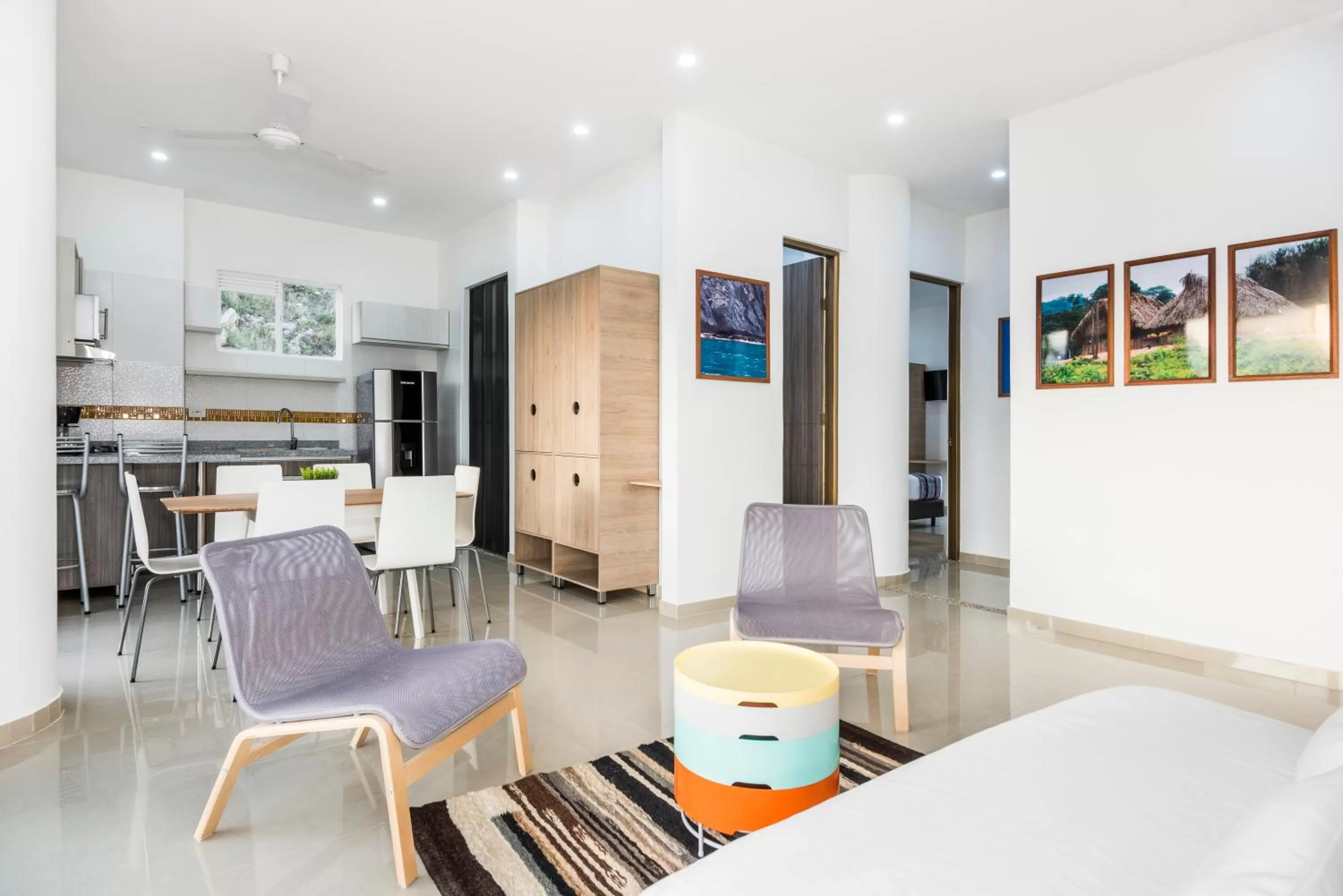 Kitchen or kitchenette in Terrazas Tayrona Travelers Apartamentos y Suites