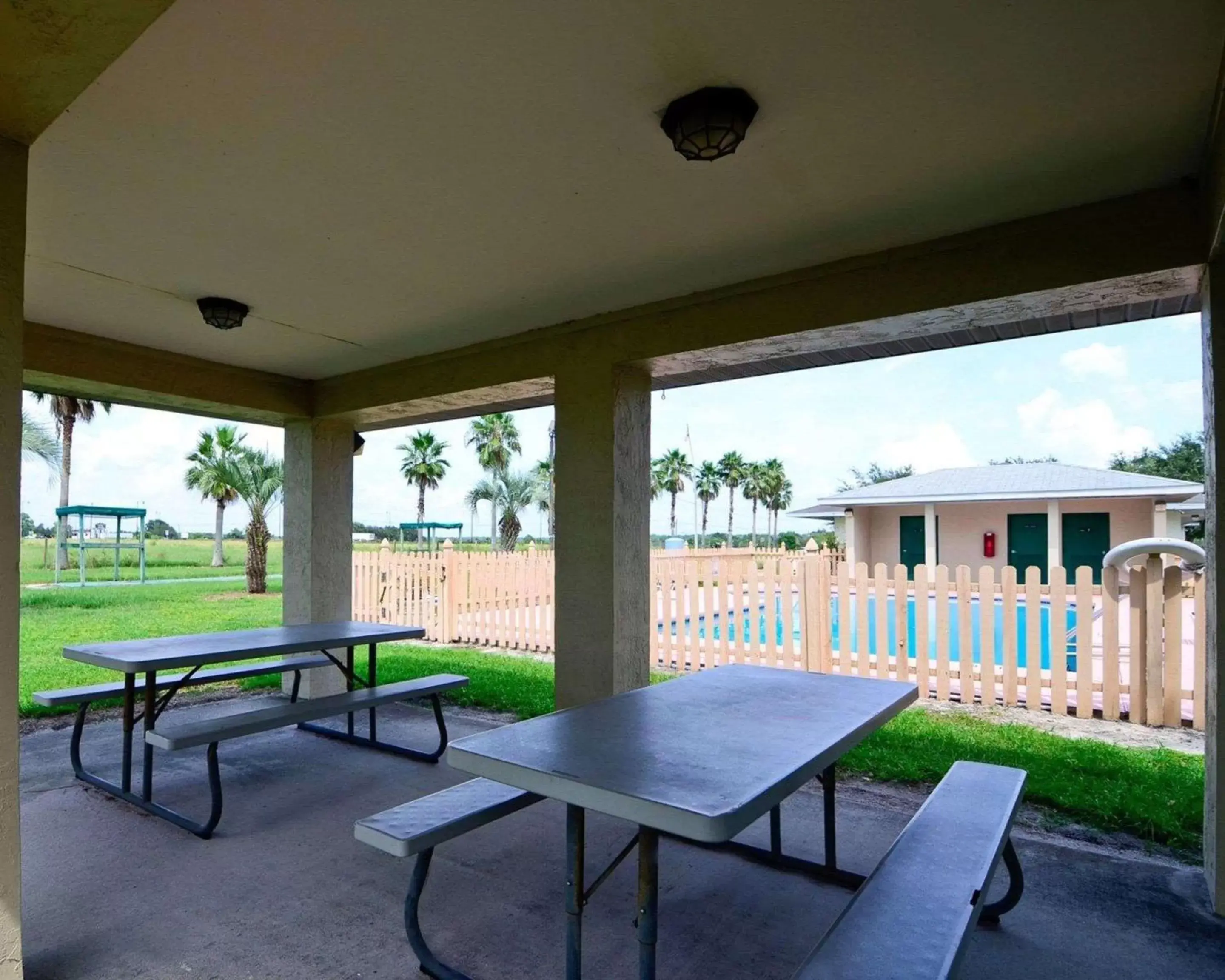 Other, Table Tennis in Rodeway Inn & Suites Haines City