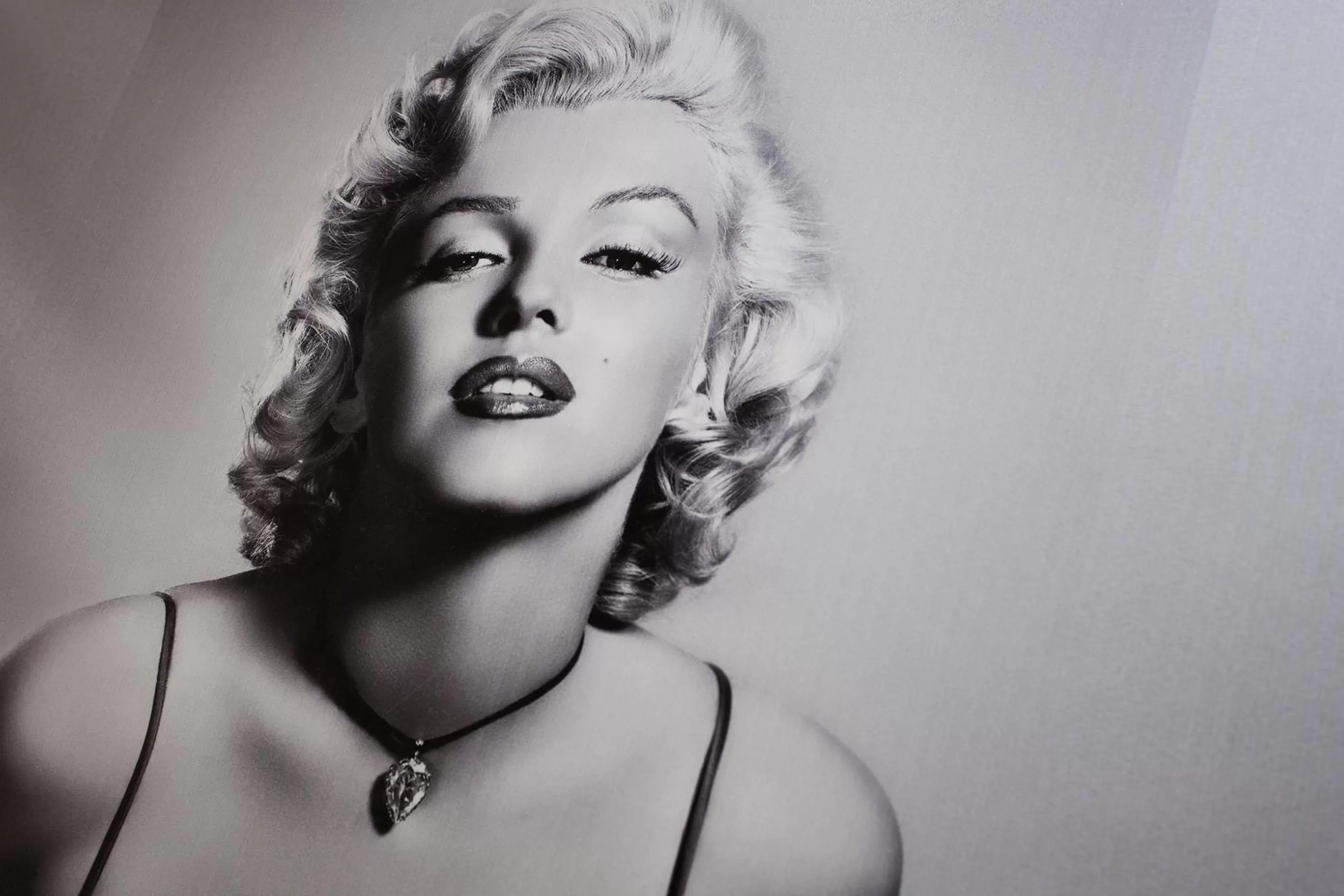 Decorative detail in Hotel Cineholiday