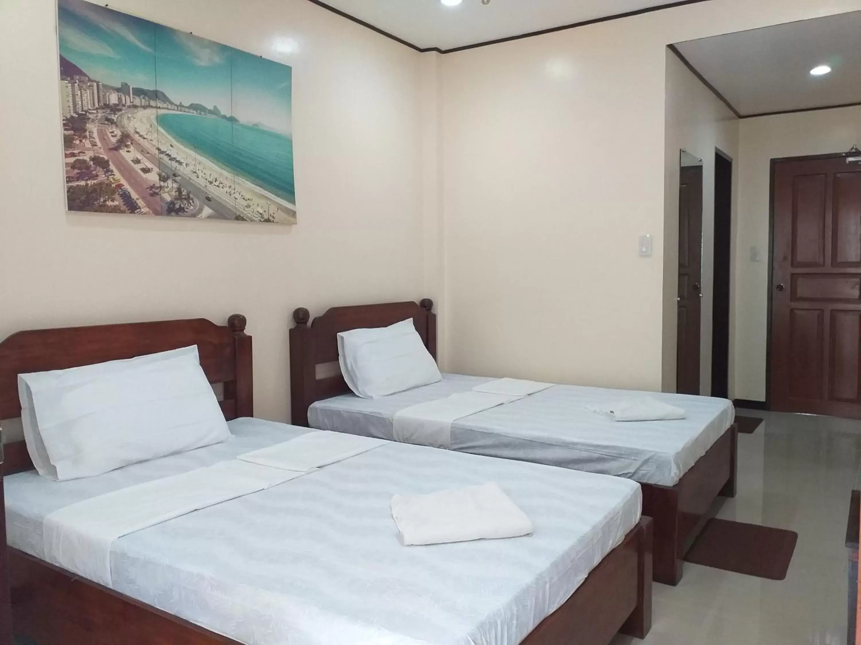 Superior Twin Room in Devayn's Inn Superior Twin Room in Devayn's Inn