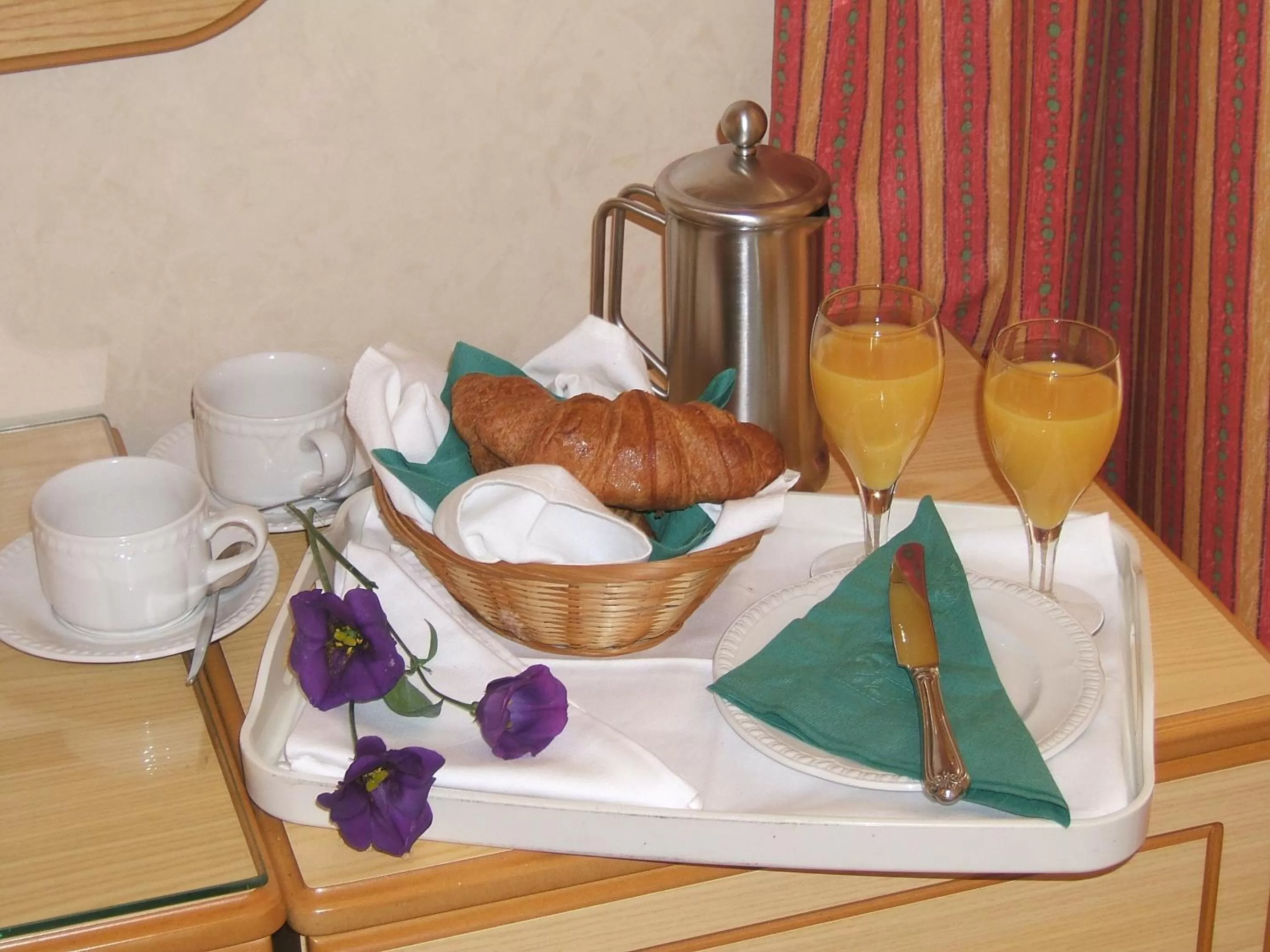 Food in Horizon Hotel