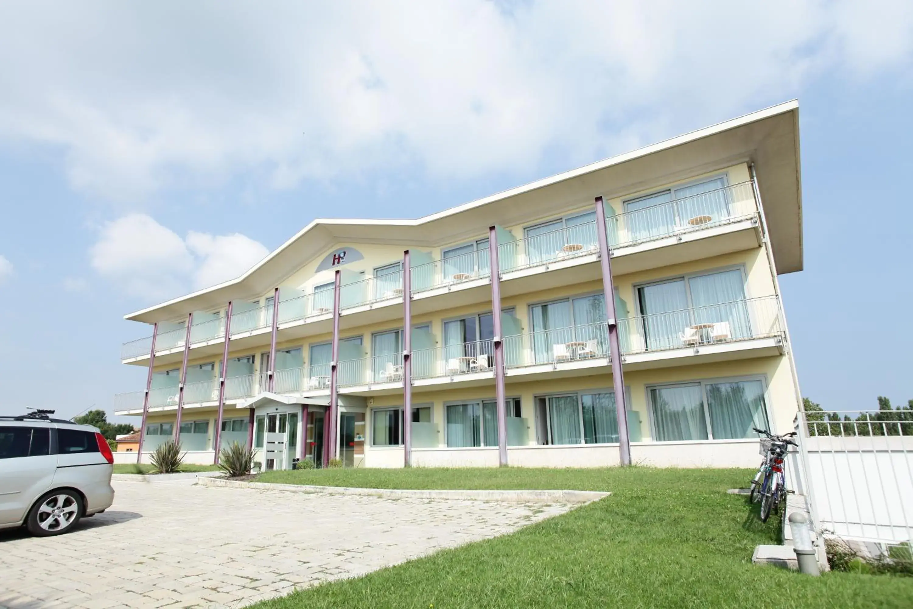 Facade/entrance, Property Building in Hotel Rivus