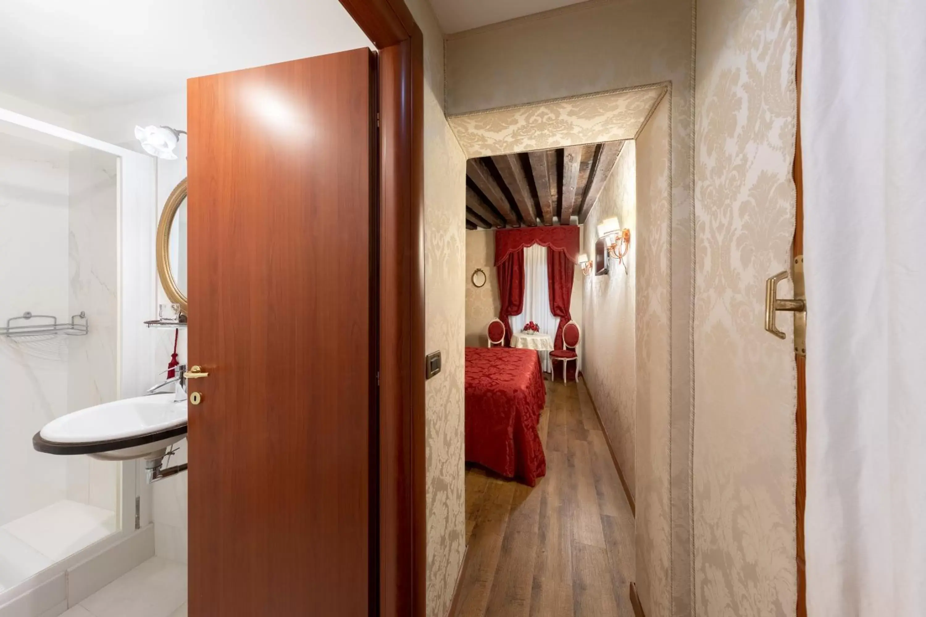Photo of the whole room, Bathroom in Residenza La Loggia
