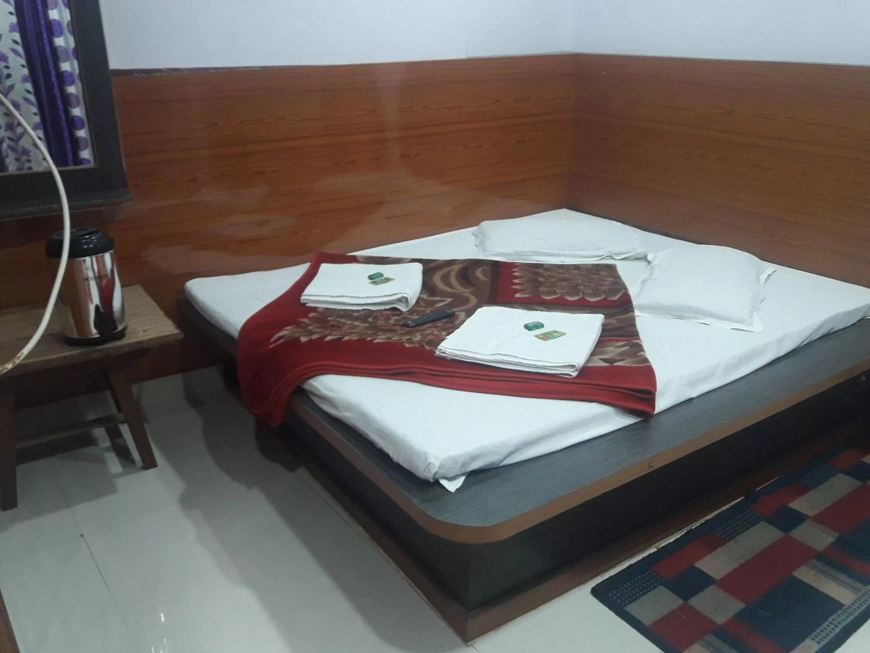 Bed in Hotel RAJVIHAR