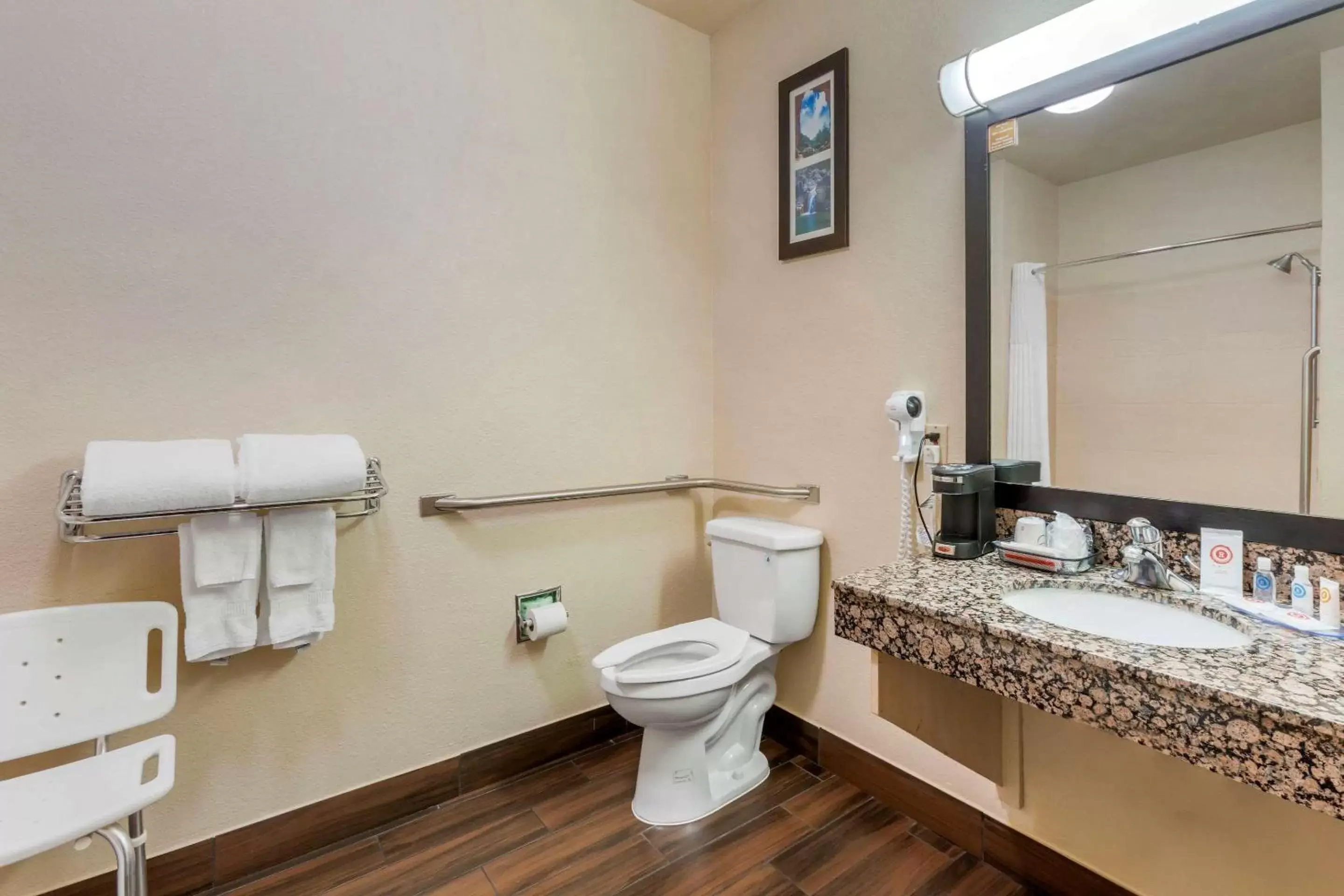 Bathroom in Comfort Inn Payson