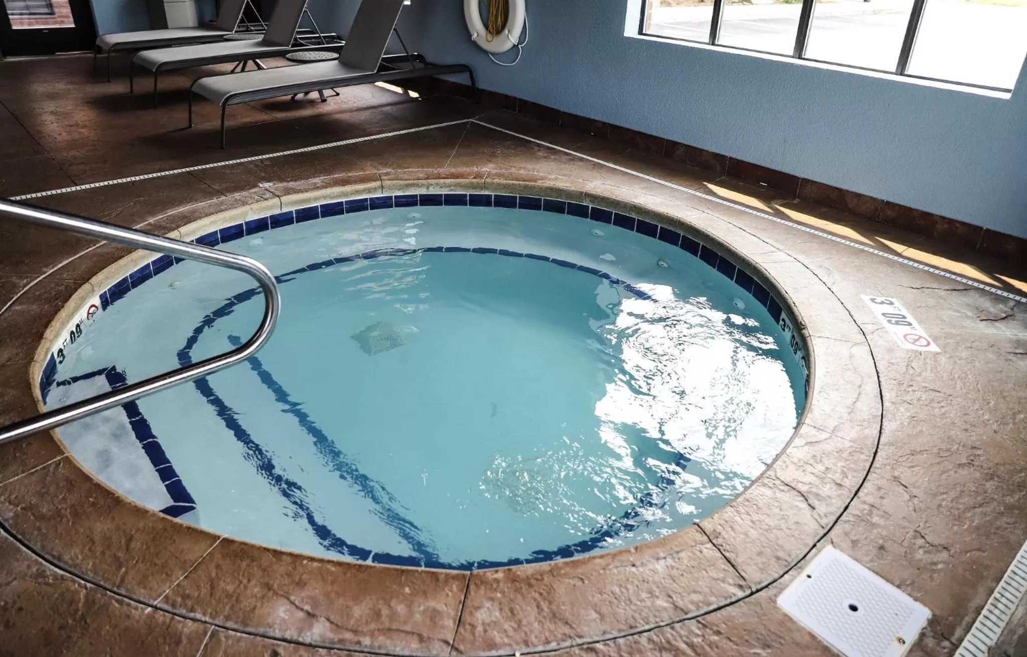 Swimming pool in Holiday Inn Express & Suites Donegal by IHG