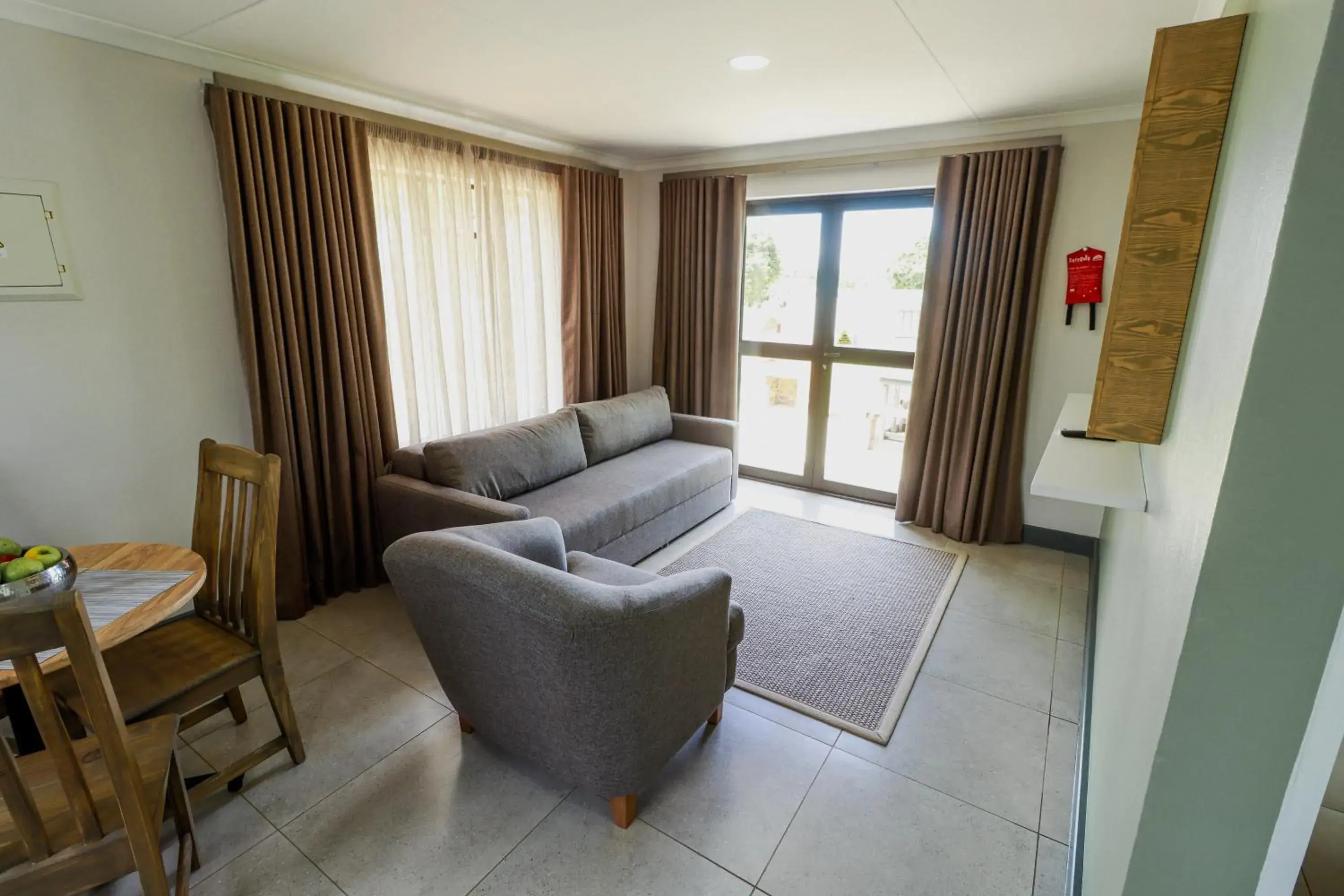 Living room, Seating Area in Emerald Resort & Casino