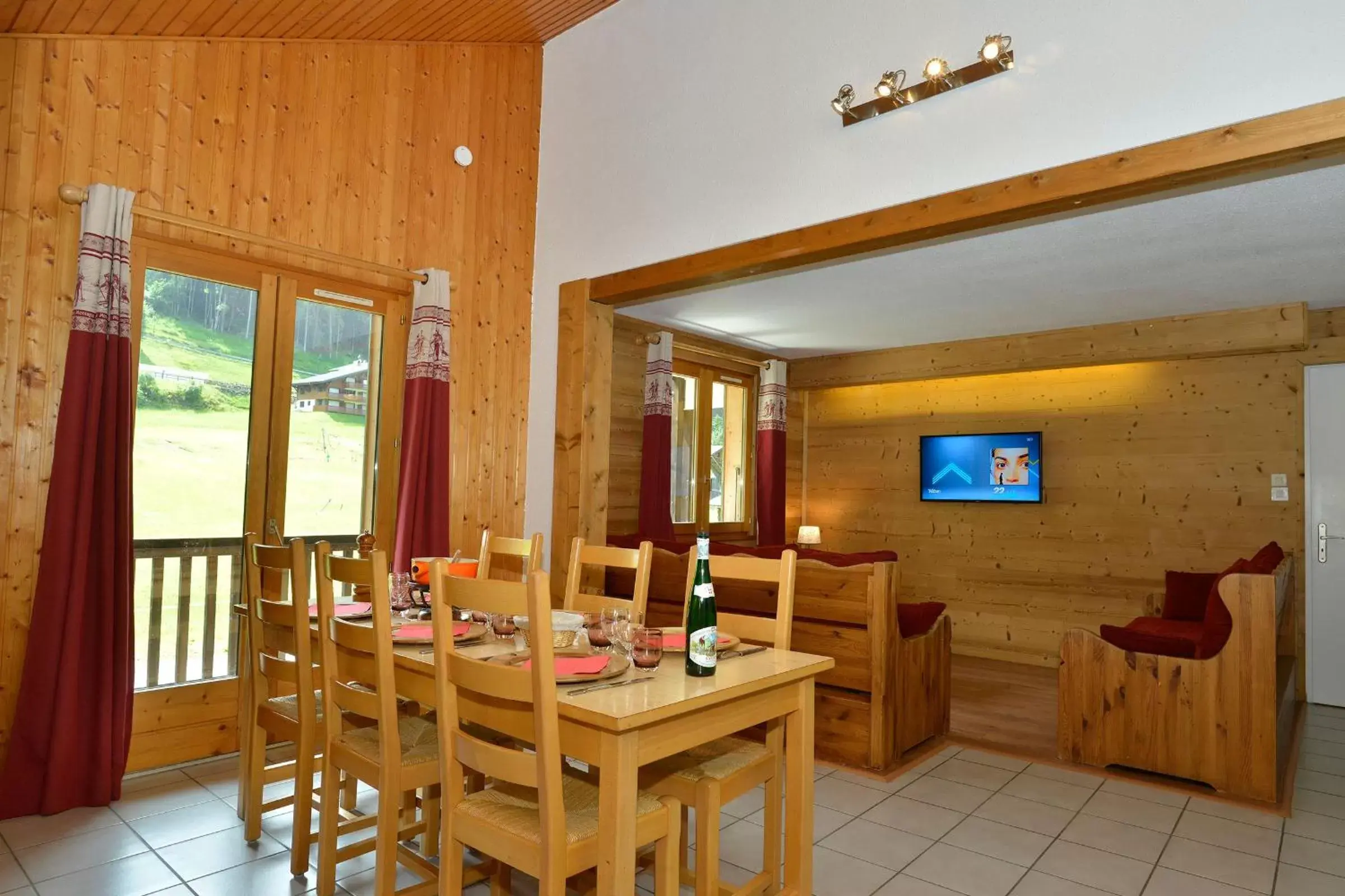 Living room, Dining Area in Résidence Joséphine