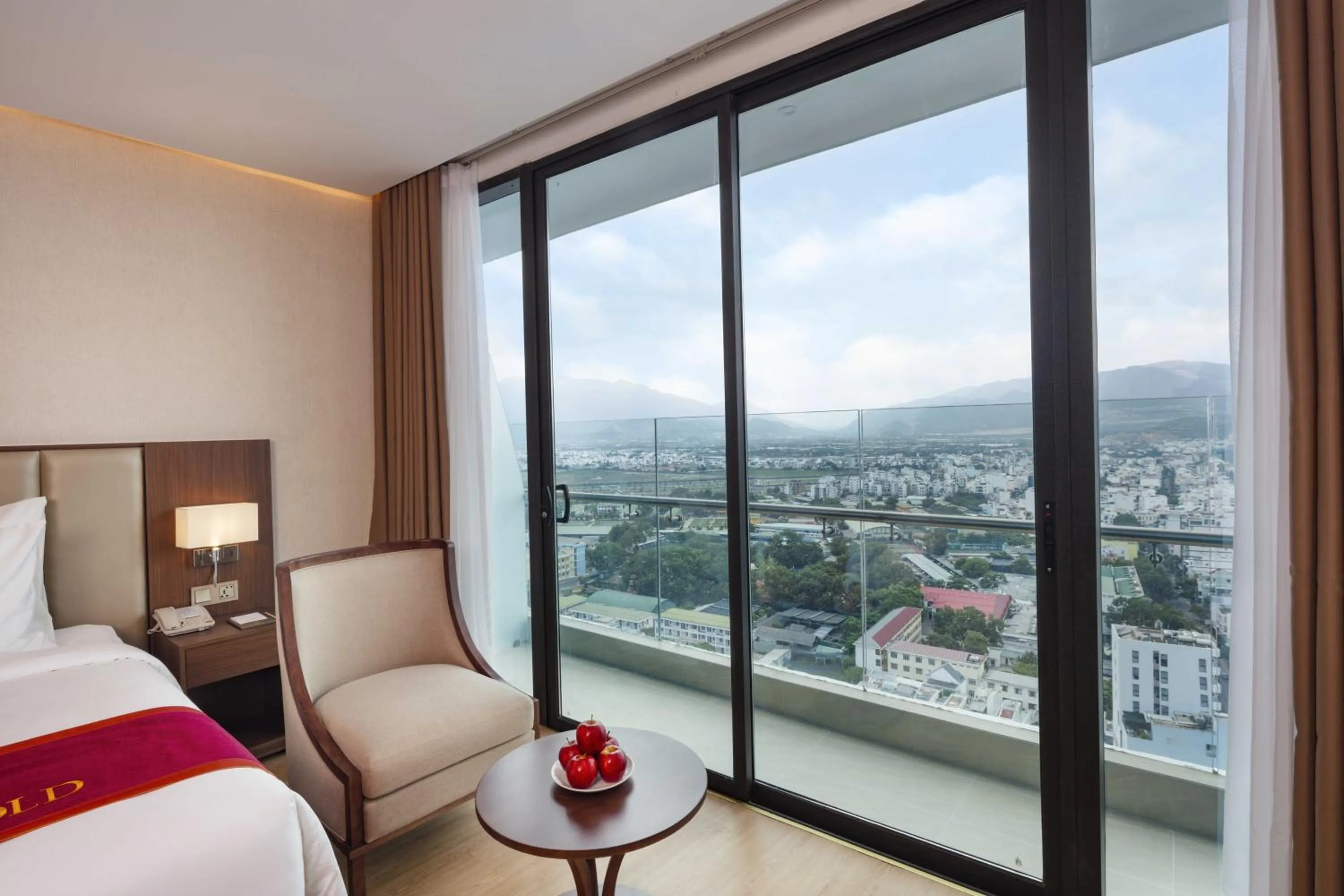 View (from property/room), Bed in Regalia Gold Hotel