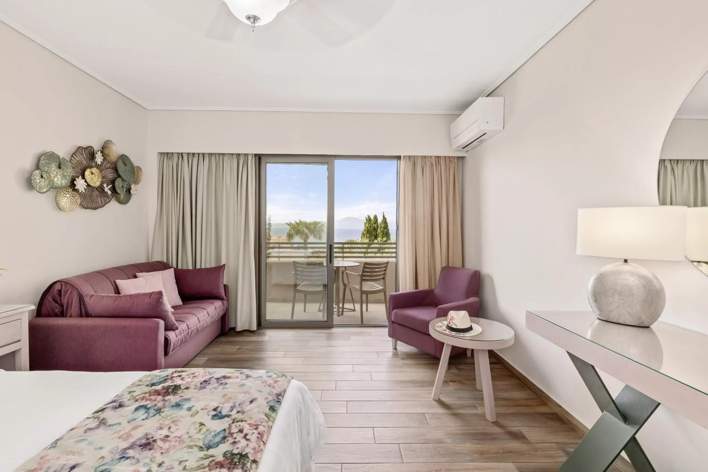 Sea view, Bed in Akti Taygetos - Conference Resort Sea view, Bed in Akti Taygetos - Conference Resort