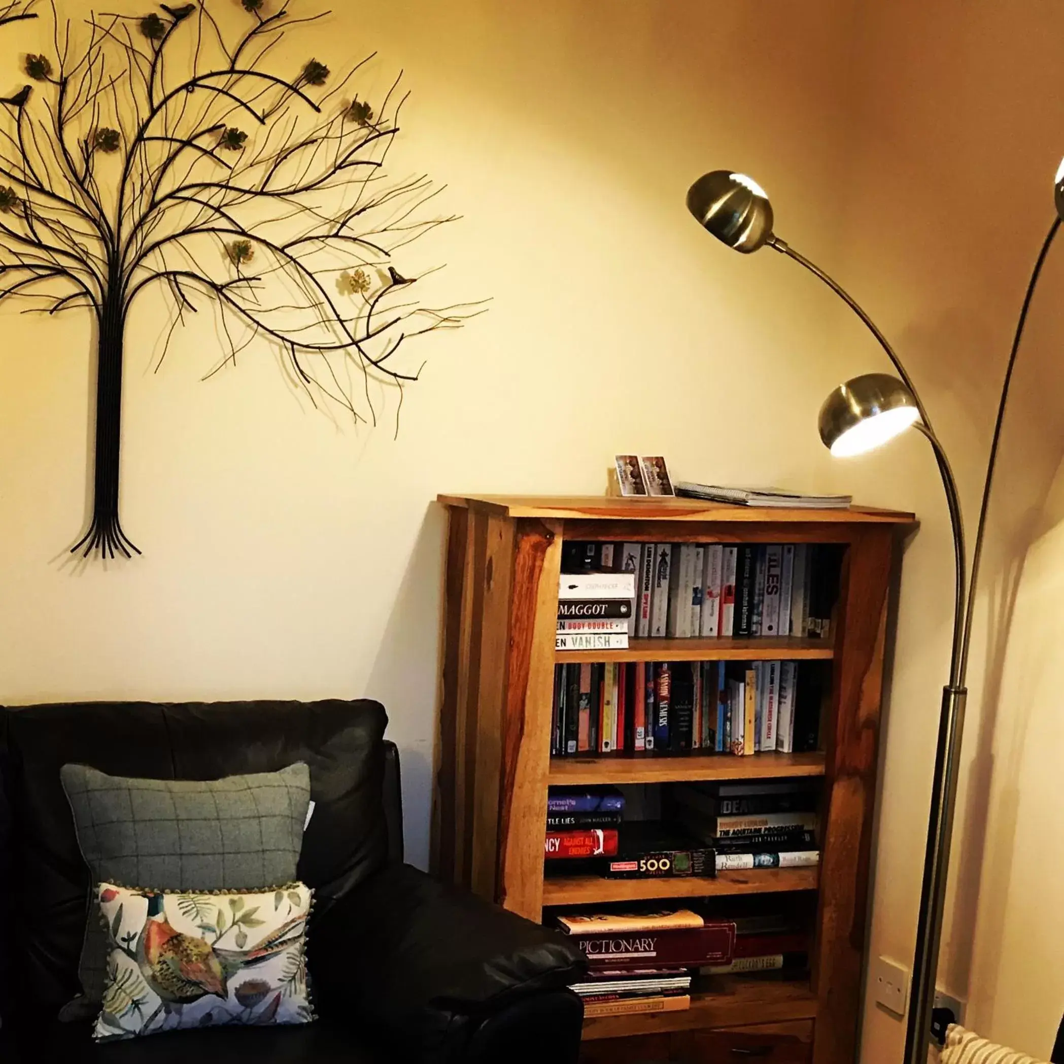 Living room, Library in Errichel House and Cottages