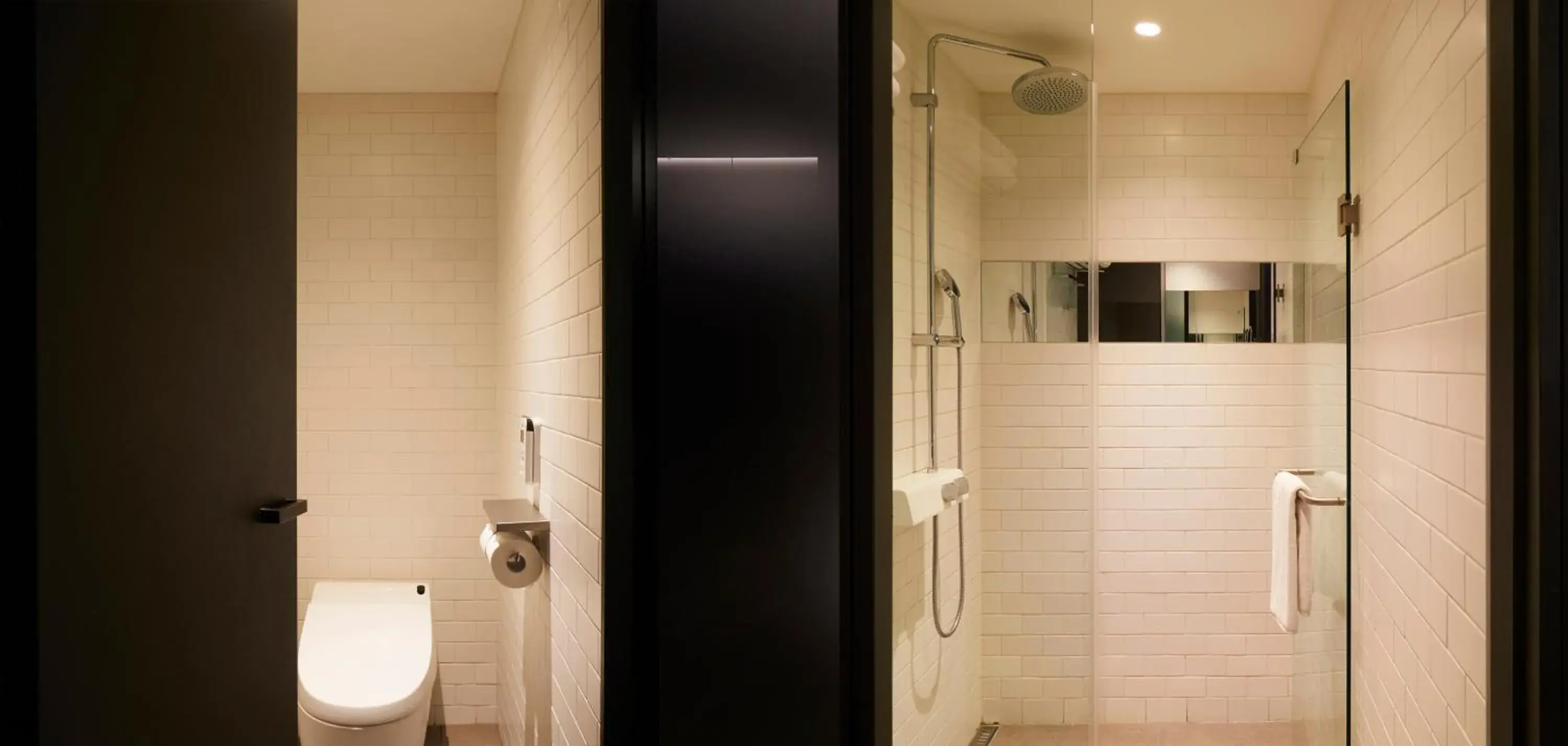 Shower, Bathroom in GLAD Hotel Yeouido Seoul