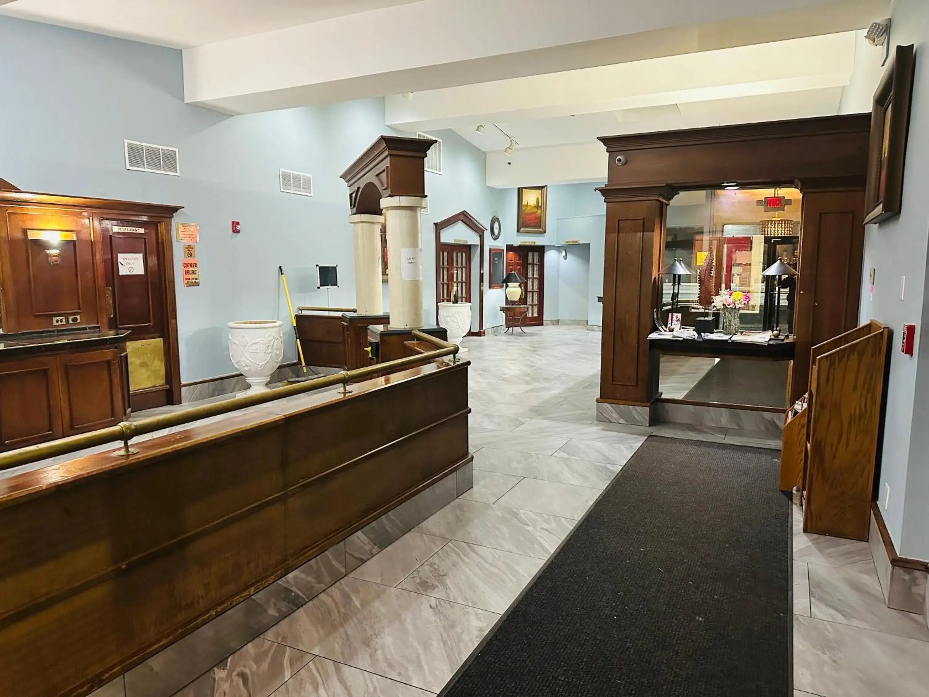 Lobby or reception in Town Inn Lobby or reception in Town Inn