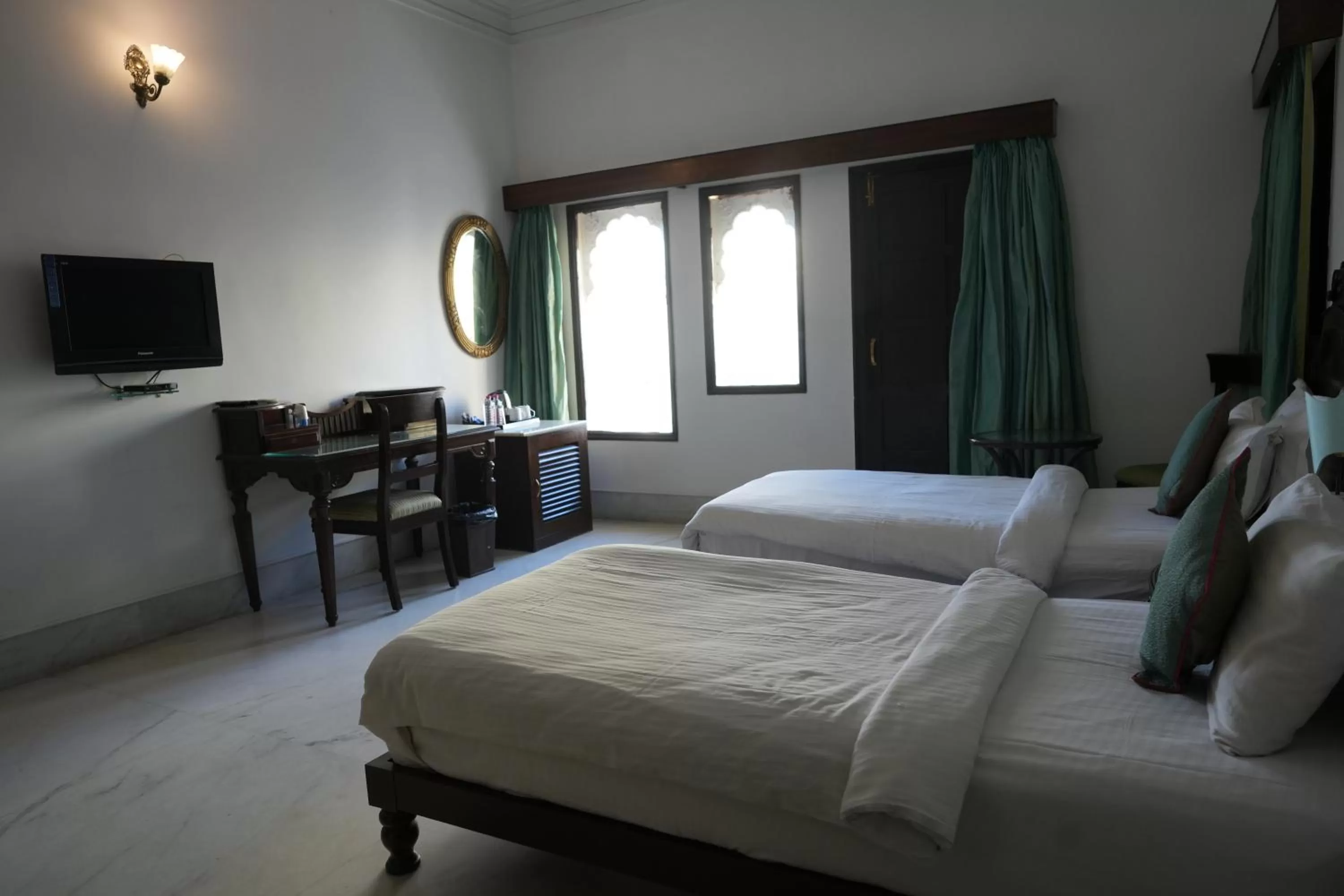 Bedroom, Bed in Amar Kothi