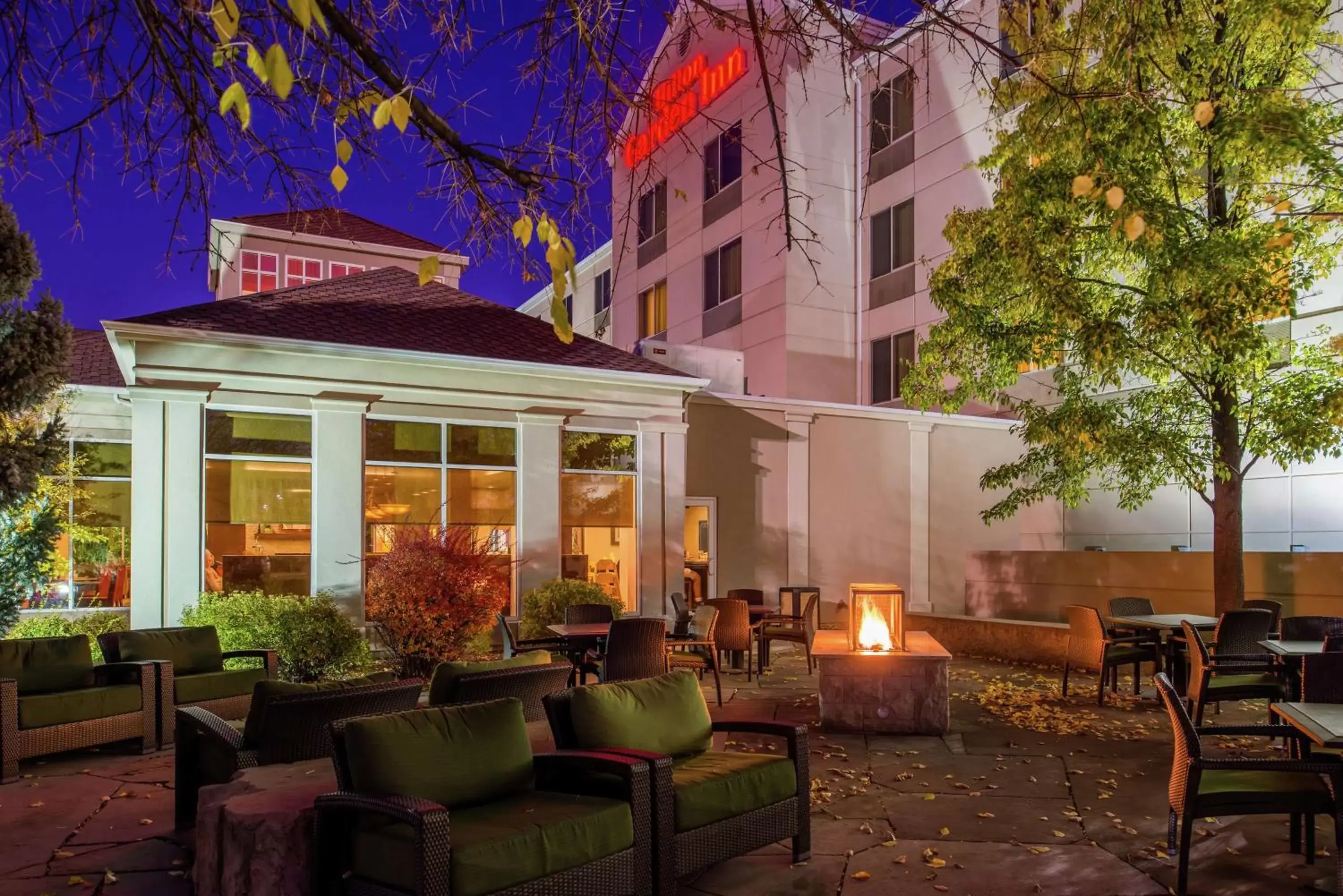 Patio in Hilton Garden Inn Boise Spectrum