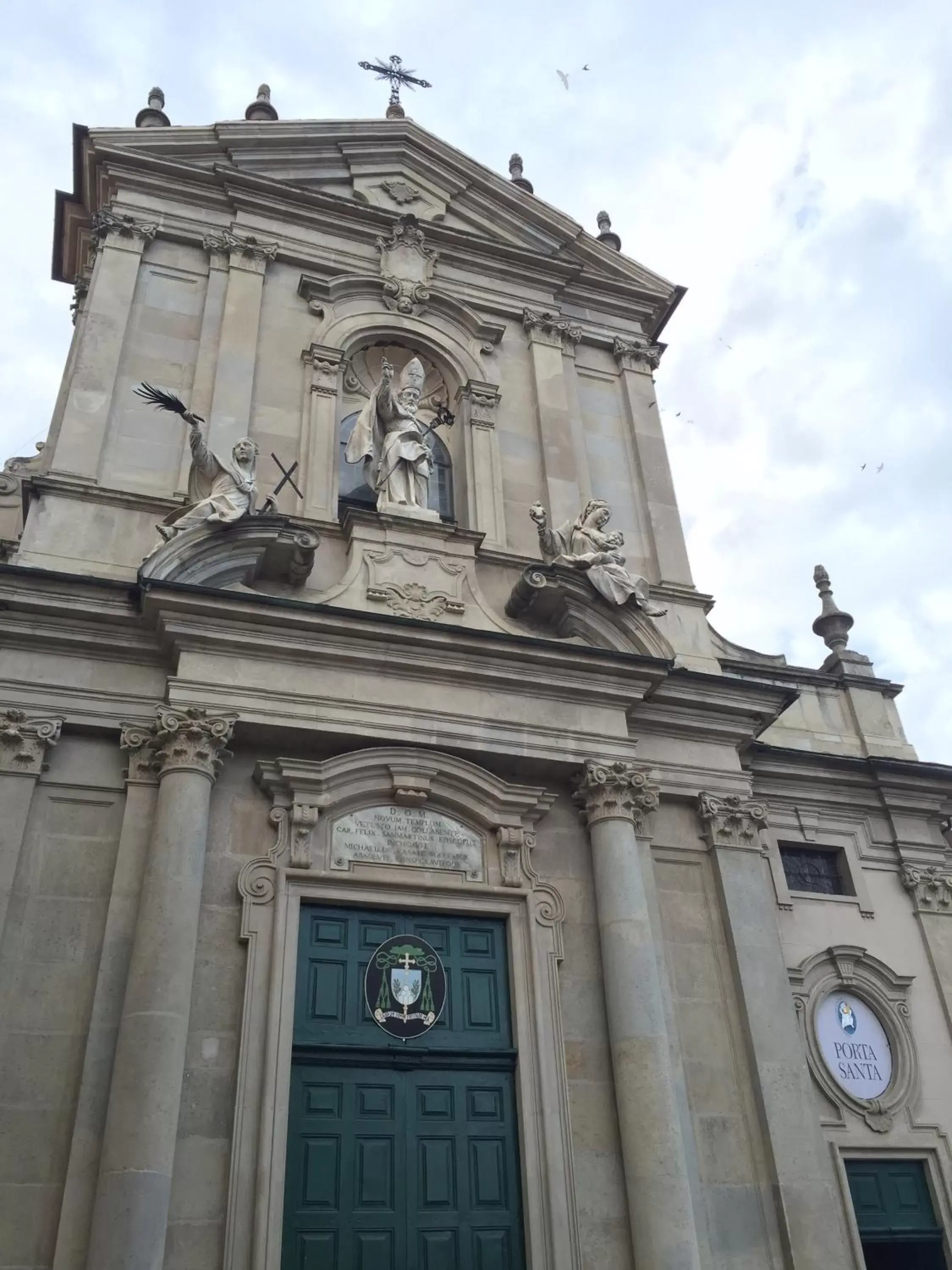 Nearby landmark in Albergo dell'Academia