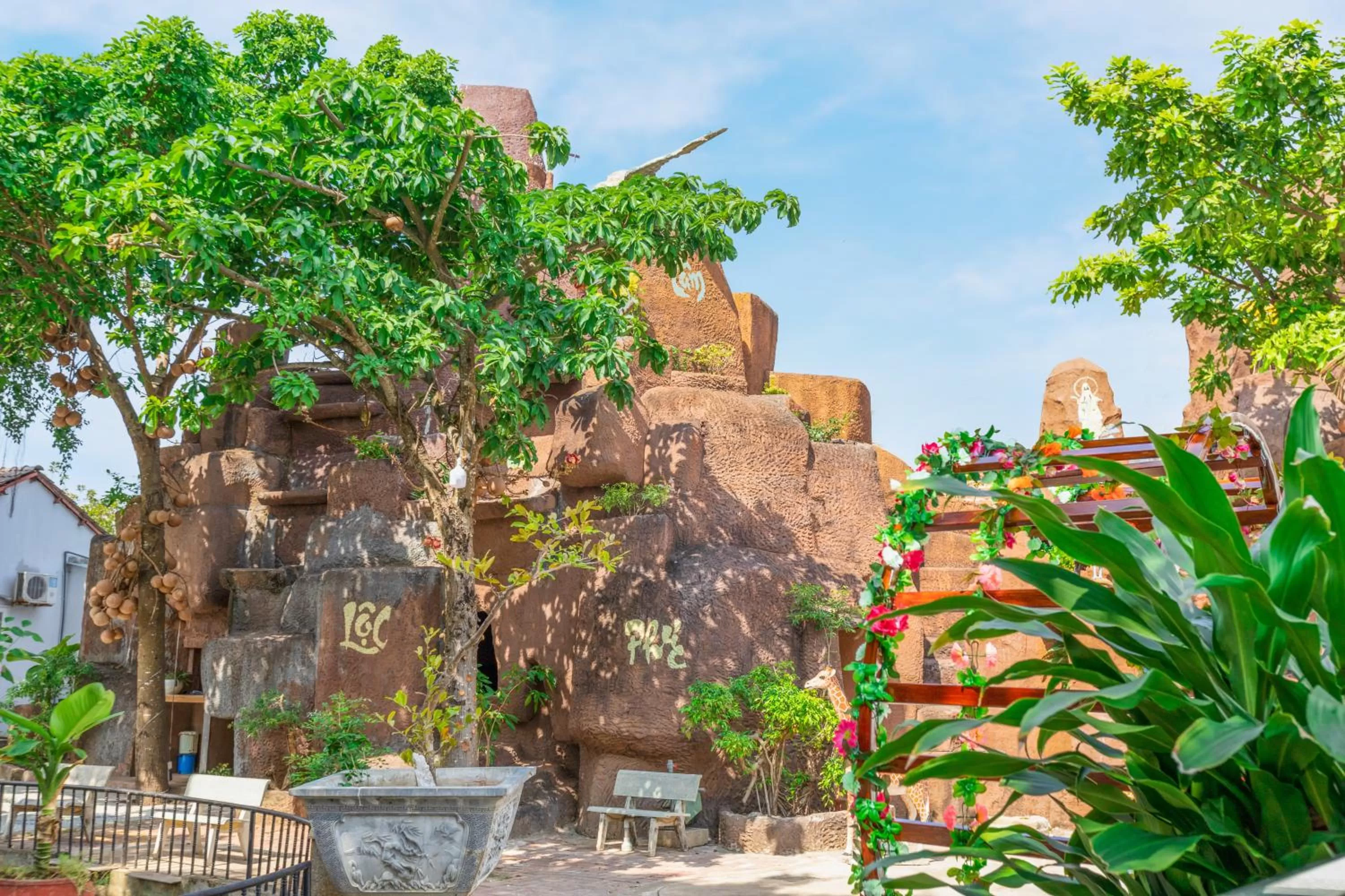 Natural landscape in Caroline Resort