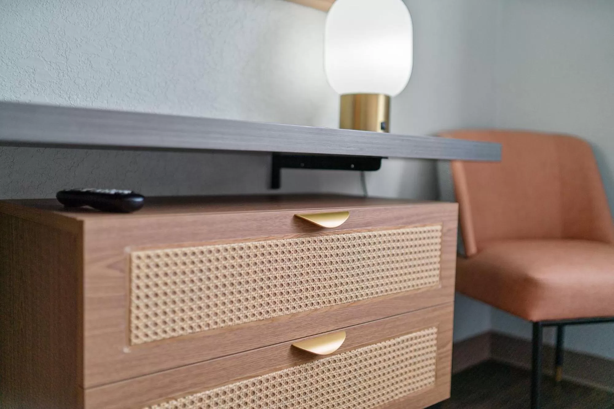 Garibaldi Inn at the Bay